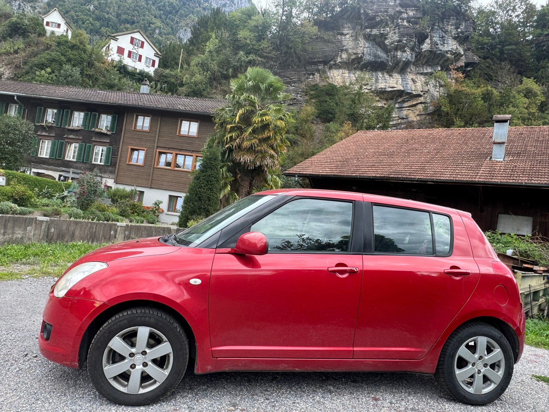 SUZUKI Swift 1.3i 16V GL Top 4x4-image-8