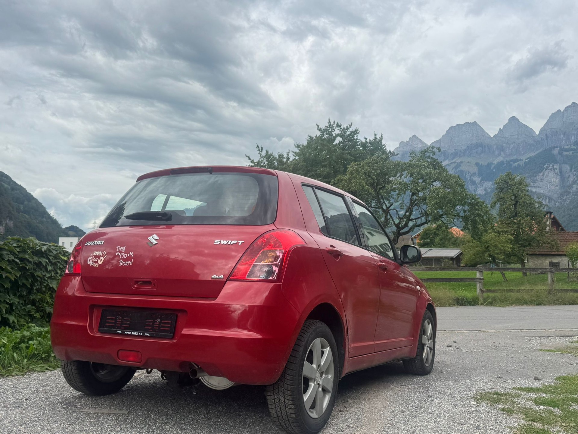 SUZUKI Swift 1.3i 16V GL Top 4x4-image-3