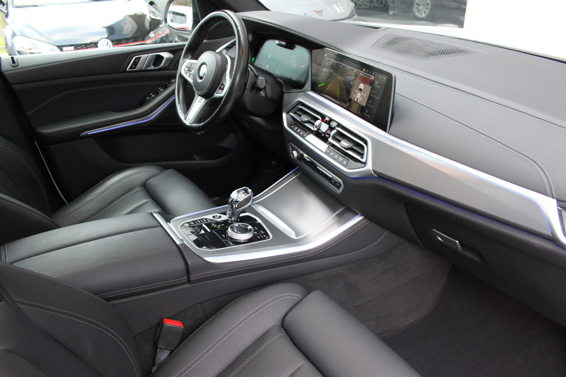 BMW X5 xDrive 48V 40d M Sport Steptronic-image-12