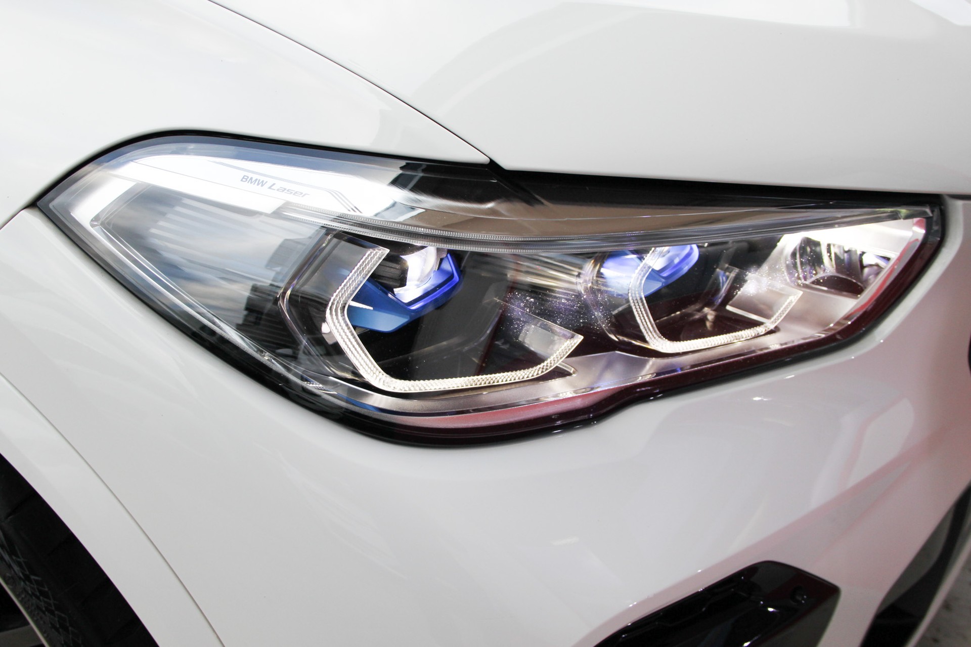 BMW X5 xDrive 48V 40d M Sport Steptronic-image-7