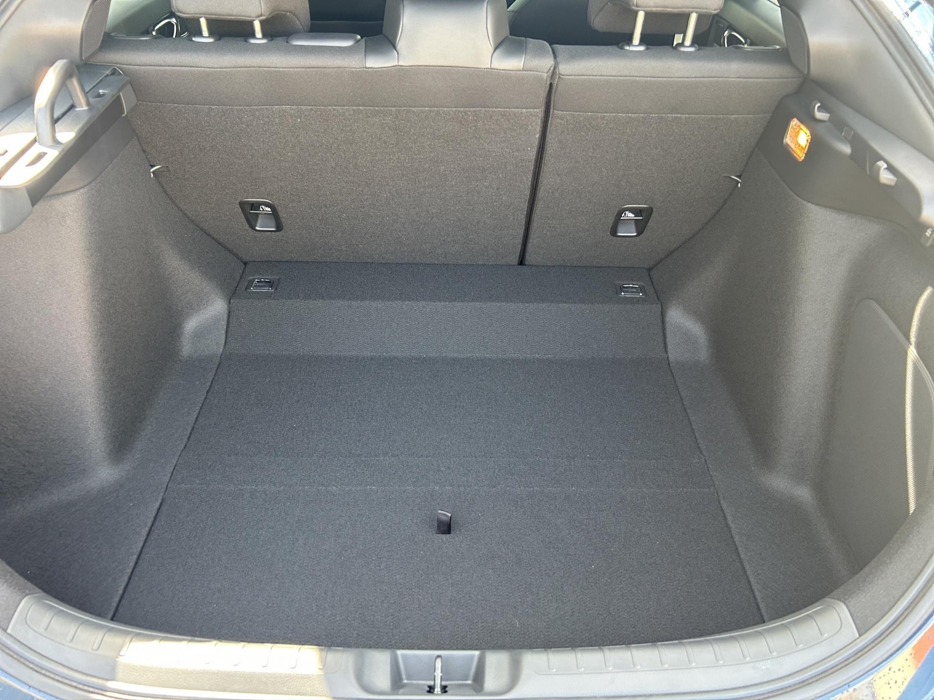 HONDA Civic 2.0 i-MMD Sport-image-13