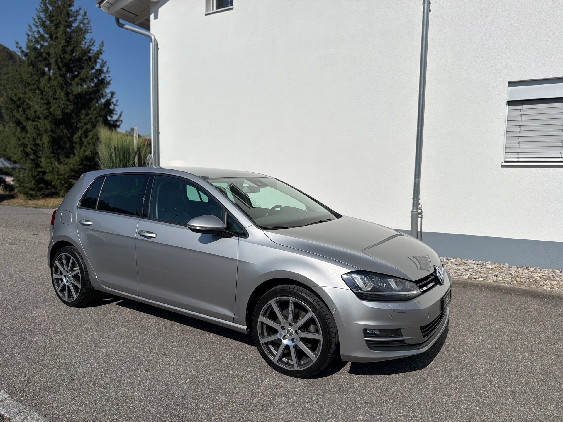 VW Golf 1.4 TSI Comfortline DSG-image-2
