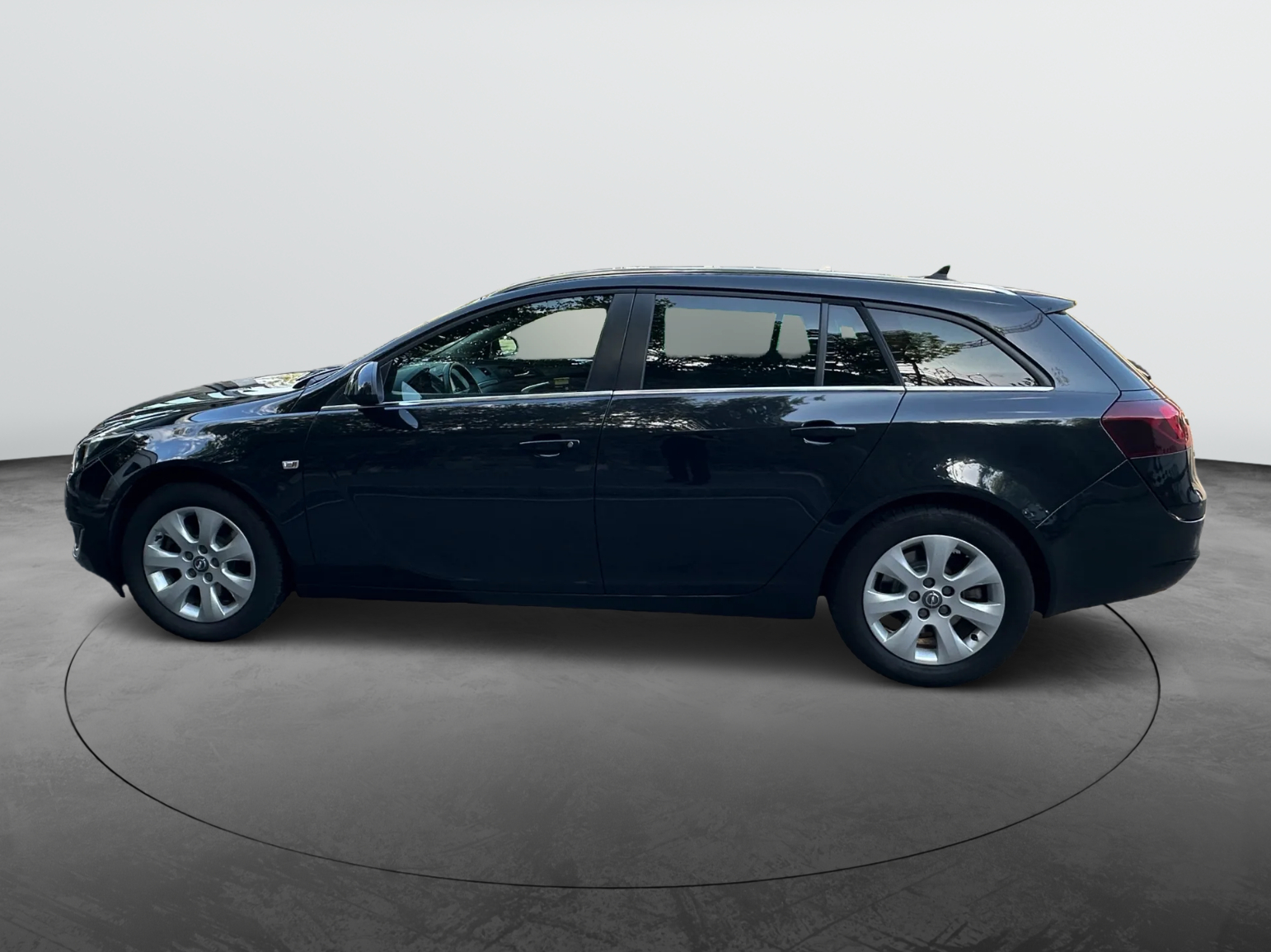 OPEL Insignia Sports Tourer 1.6 Turbo Edition Automatic-image-1
