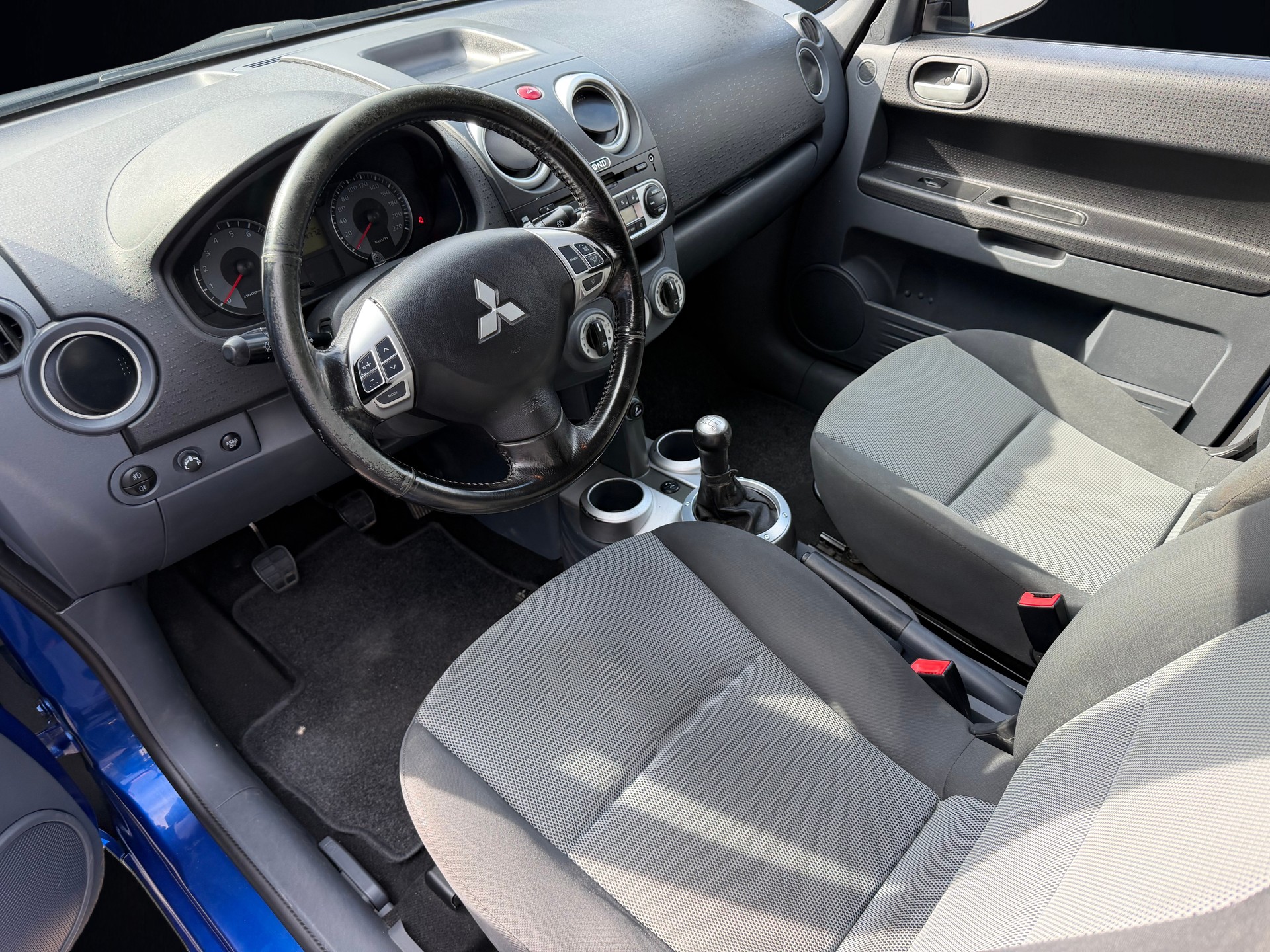MITSUBISHI Colt 1.3 16V Diamond ClearTec-image-4