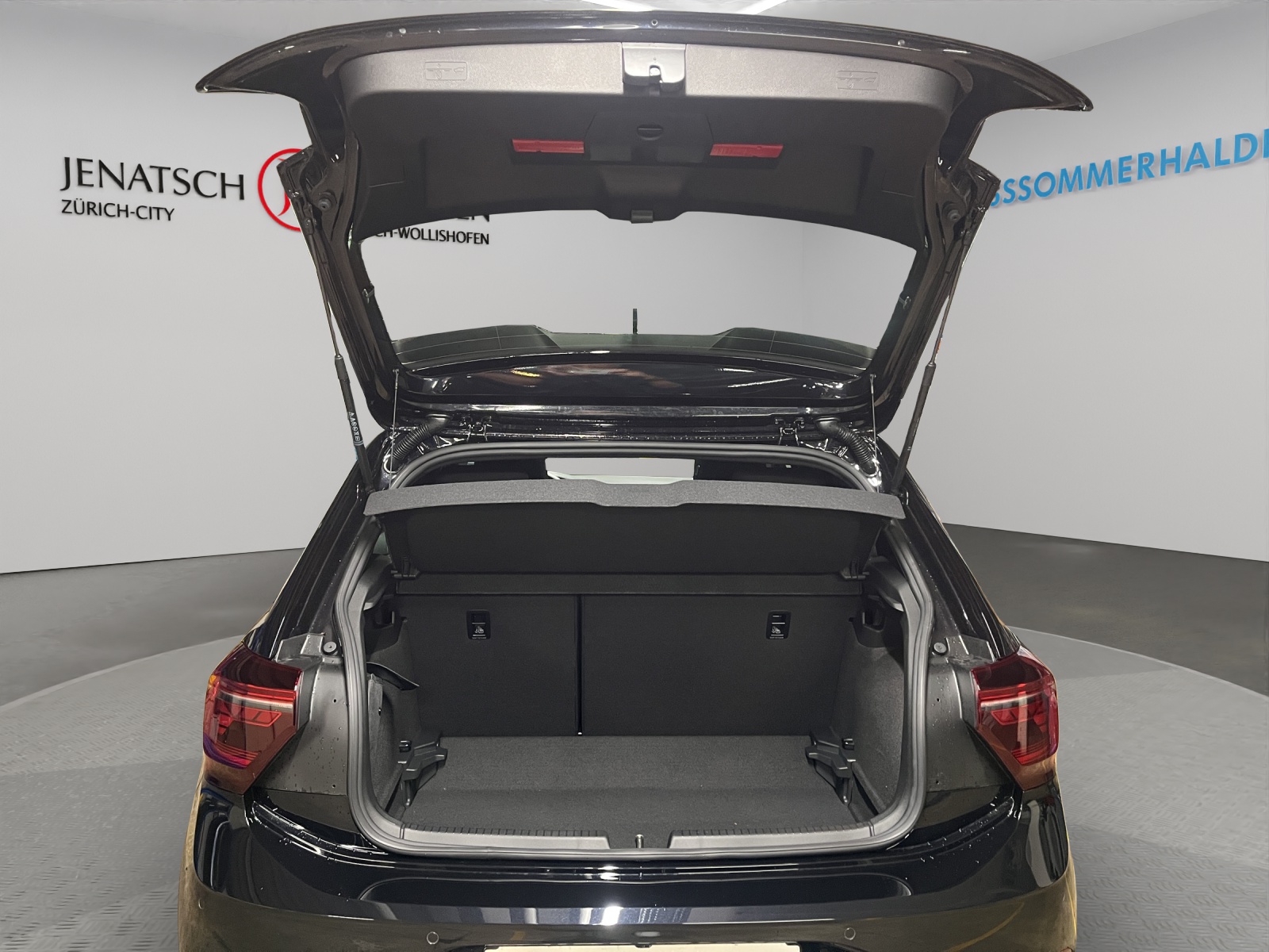 VW Polo 1.0 TSI R-Line DSG-image-13