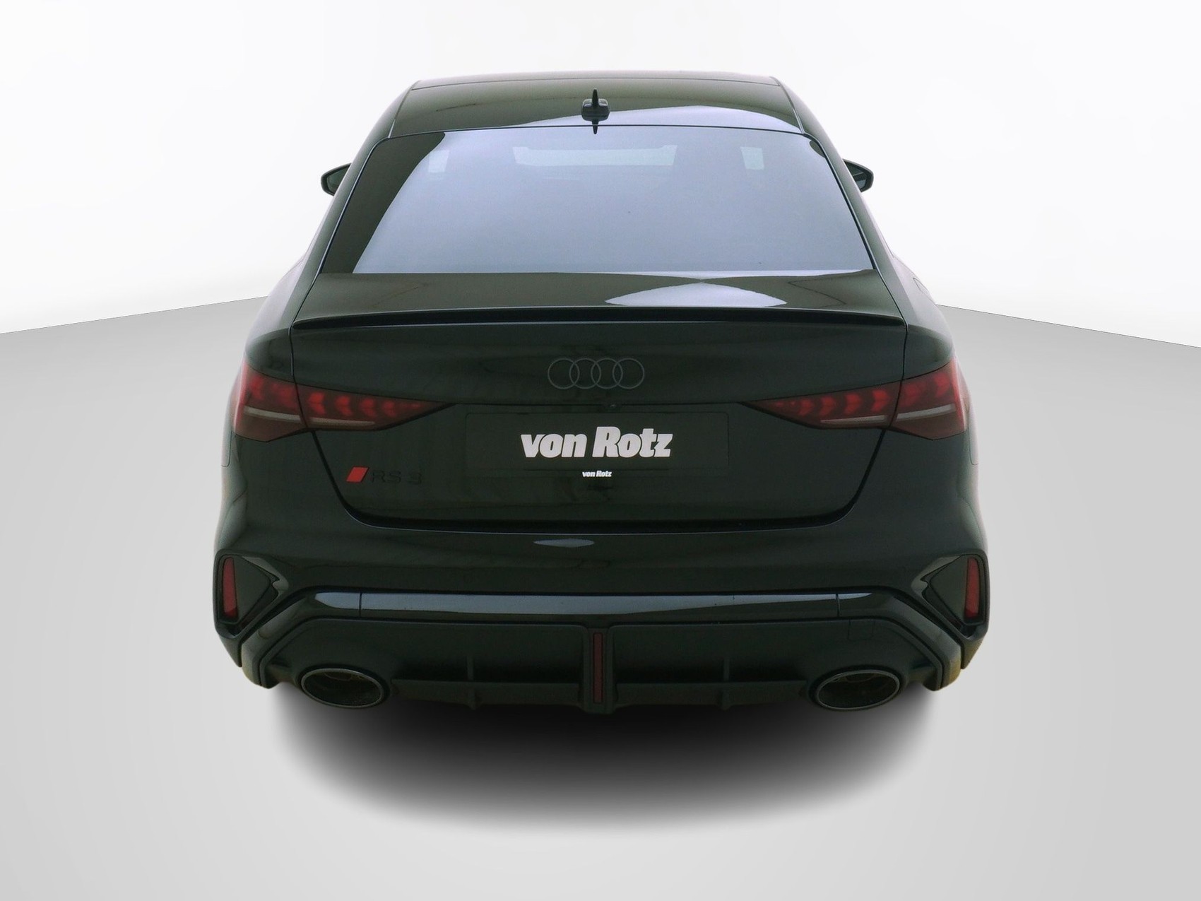 AUDI RS3 Limousine 2.5 TFSI quattro S-Tronic-image-2