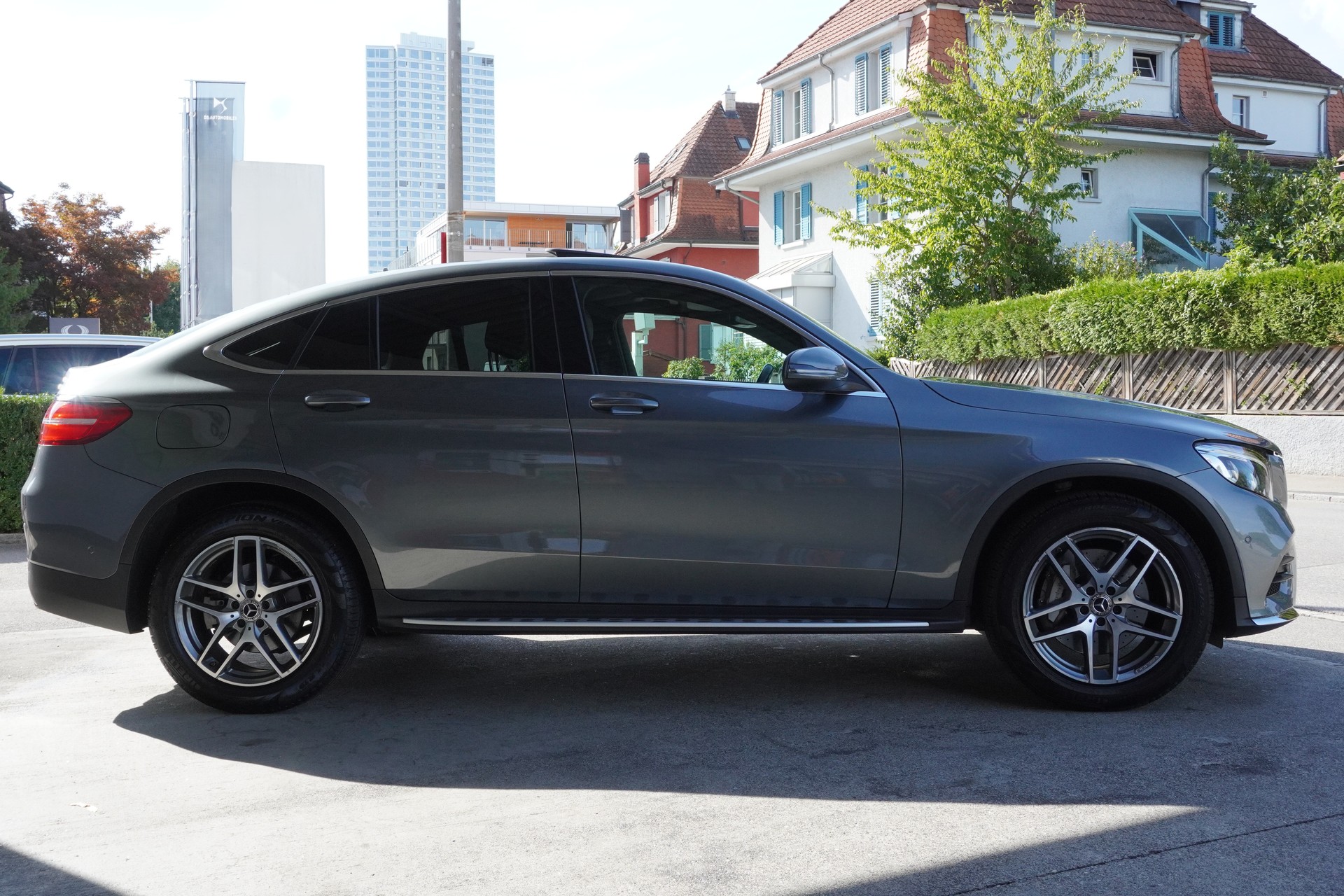 MERCEDES-BENZ GLC Coupé 250 AMG Line 4Matic 9G-Tronic-image-4