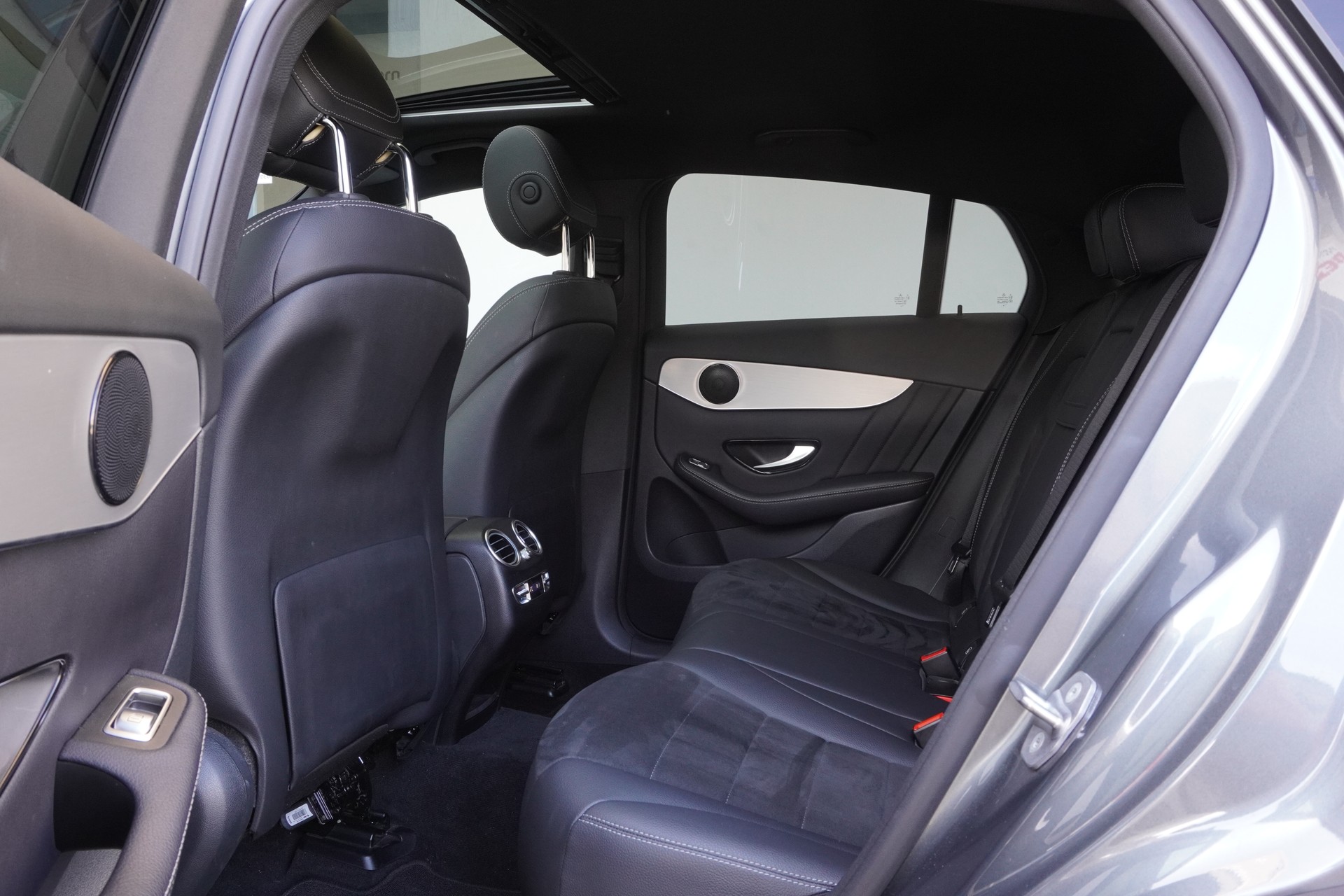 MERCEDES-BENZ GLC Coupé 250 AMG Line 4Matic 9G-Tronic-image-14