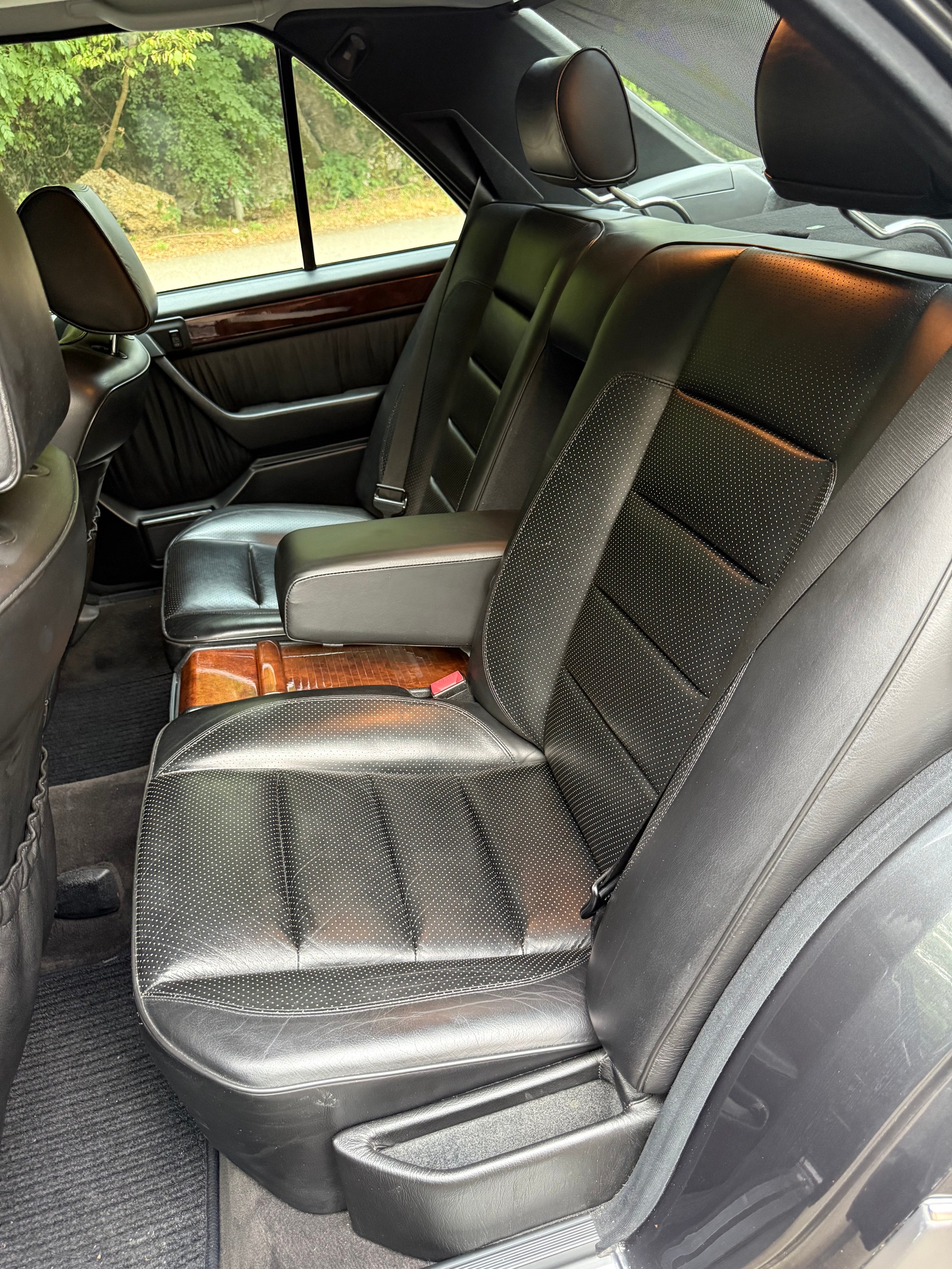 MERCEDES-BENZ 500 E Automatic-image-14