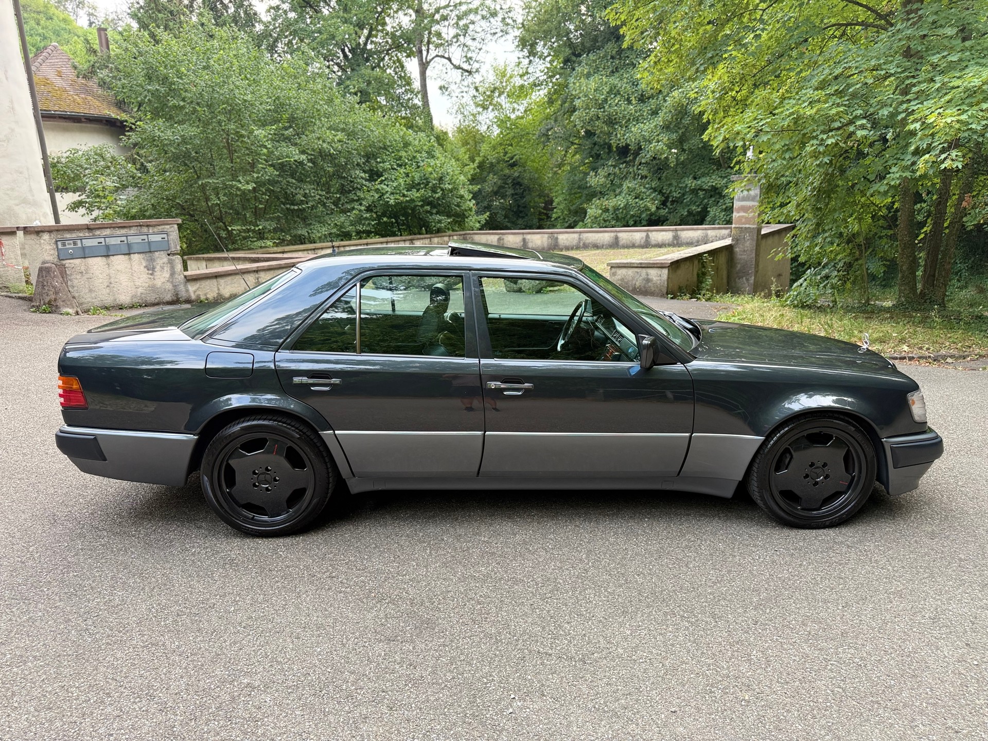 MERCEDES-BENZ 500 E Automatic-image-6