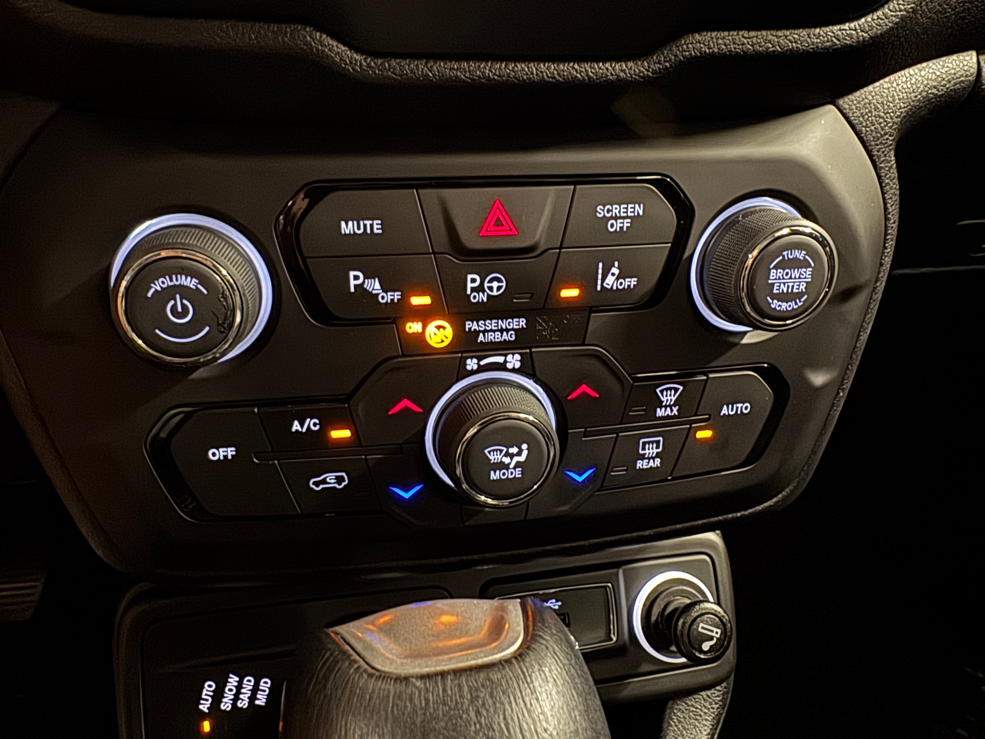 JEEP Renegade 1.4 Turbo Limited AWD I Frisch MFK 09.26 I Servicegepflegt I CH-Fhrz. I Gute Ausstattung I TOP Angebot-image-16