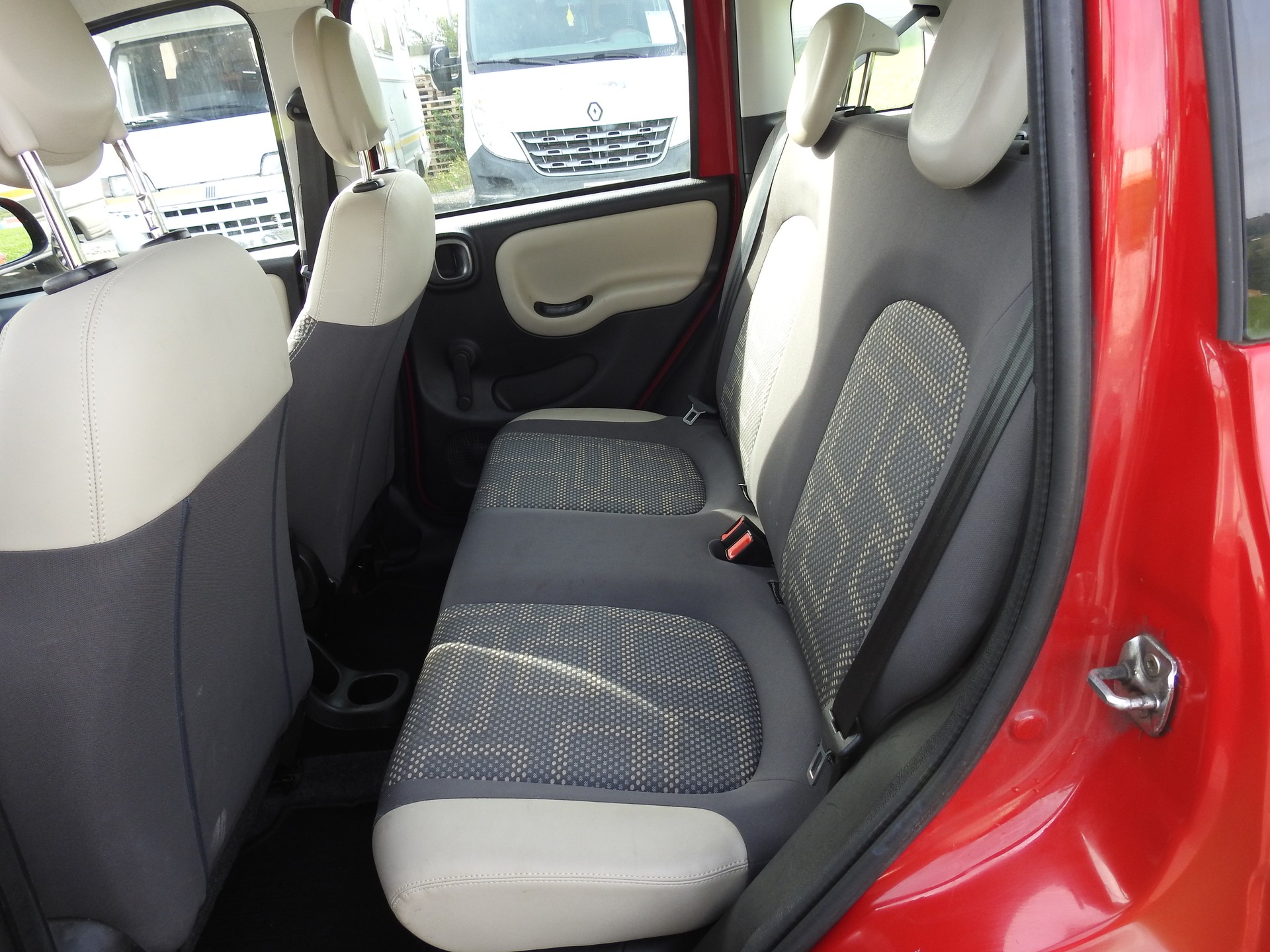 FIAT Panda 1.3 MJ Climbing 4x4-image-13