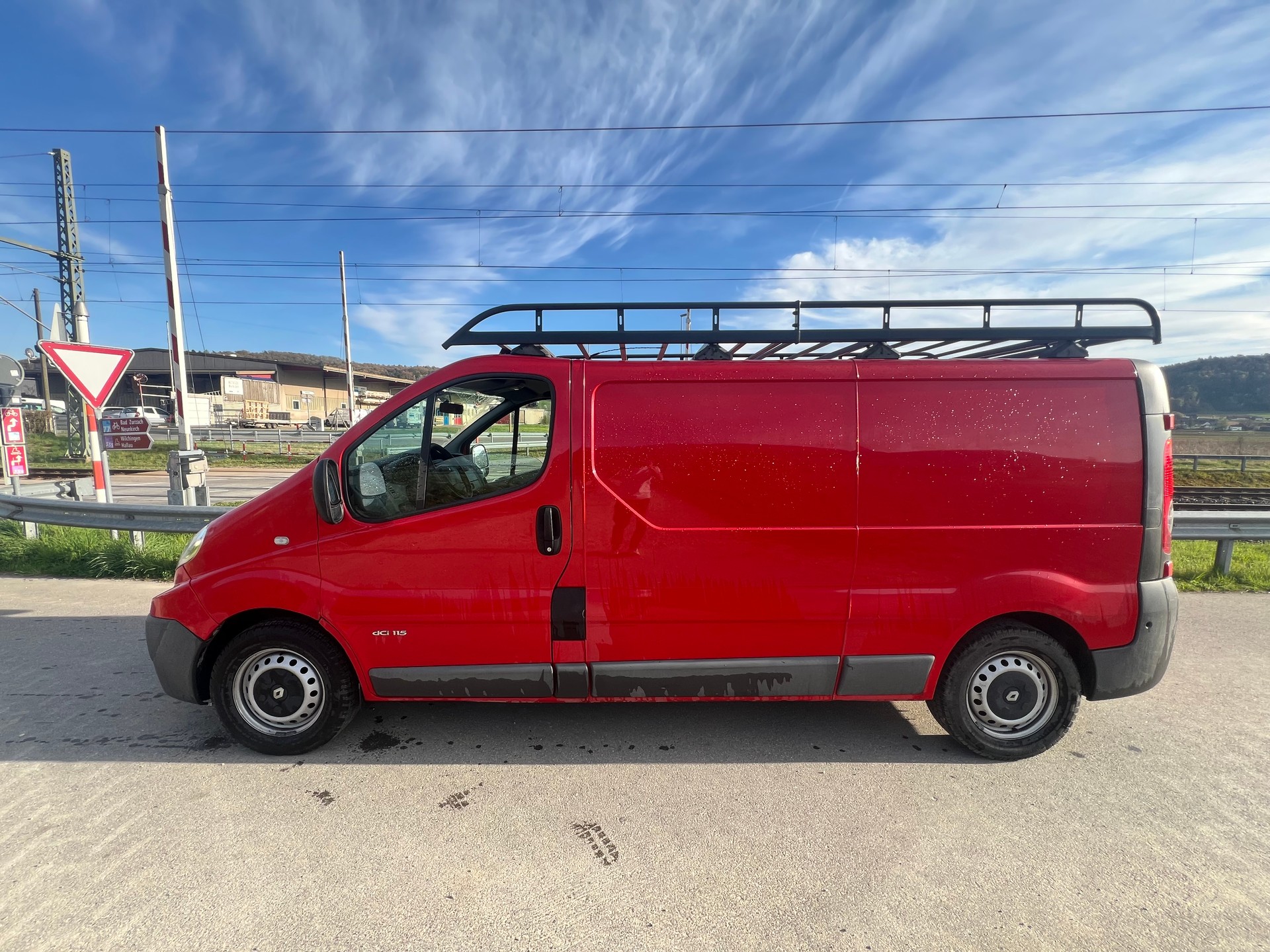 RENAULT Trafic 2.0 dCi 115 2.9t L1H1-image-7