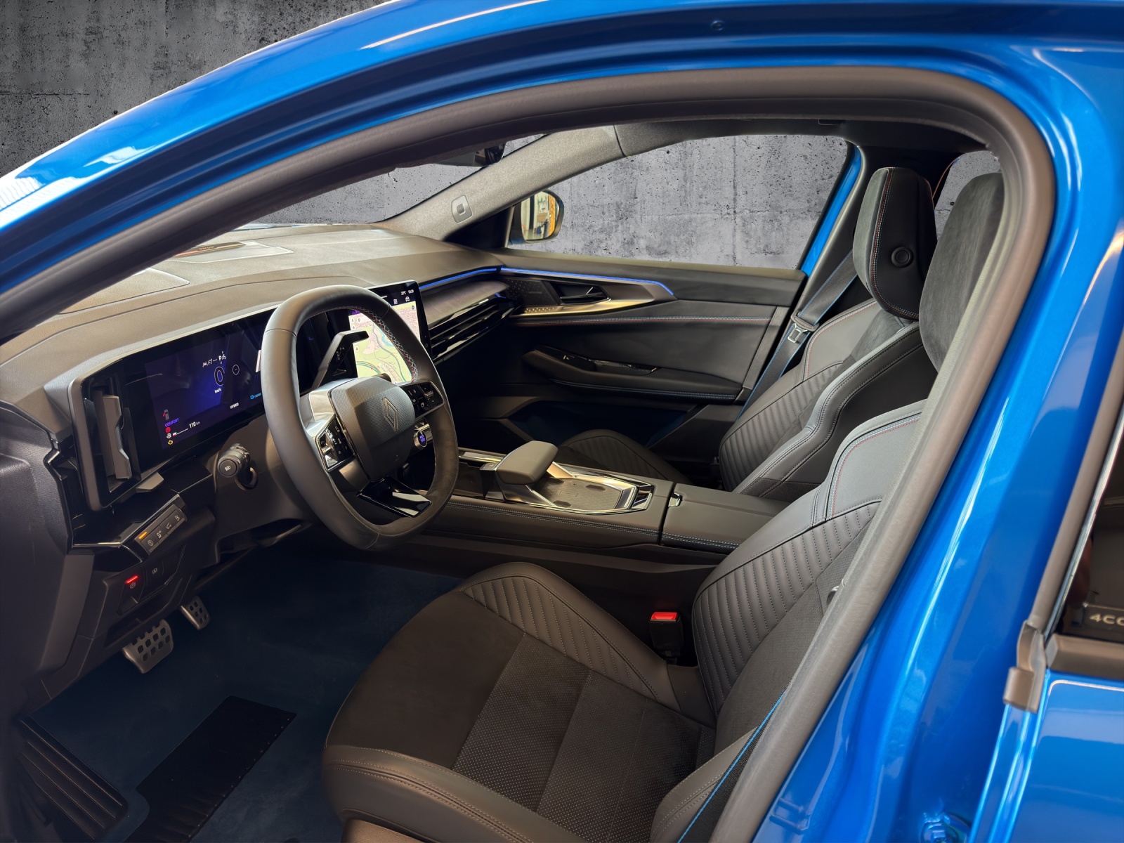 RENAULT Rafale 4x4 Atelier Alpine 300 1.2 E-Tech Plug-in Hybrid **Leasingaktion 1.99%**-image-19
