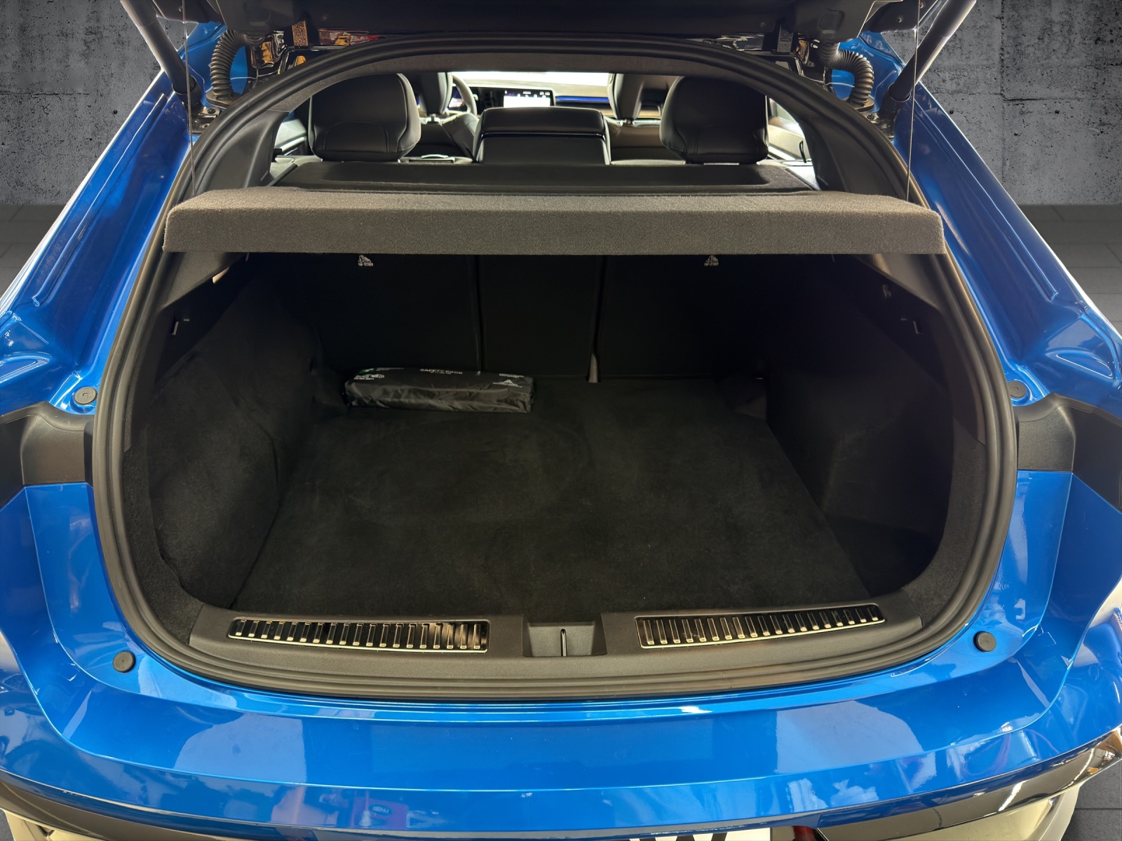 RENAULT Rafale 4x4 Atelier Alpine 300 1.2 E-Tech Plug-in Hybrid **Leasingaktion 1.99%**-image-26