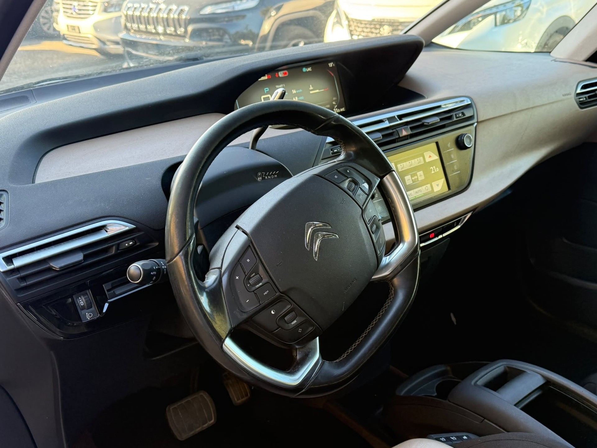CITROEN Grand C4 Picasso 1.6i 16V e-THP Séduction-image-11