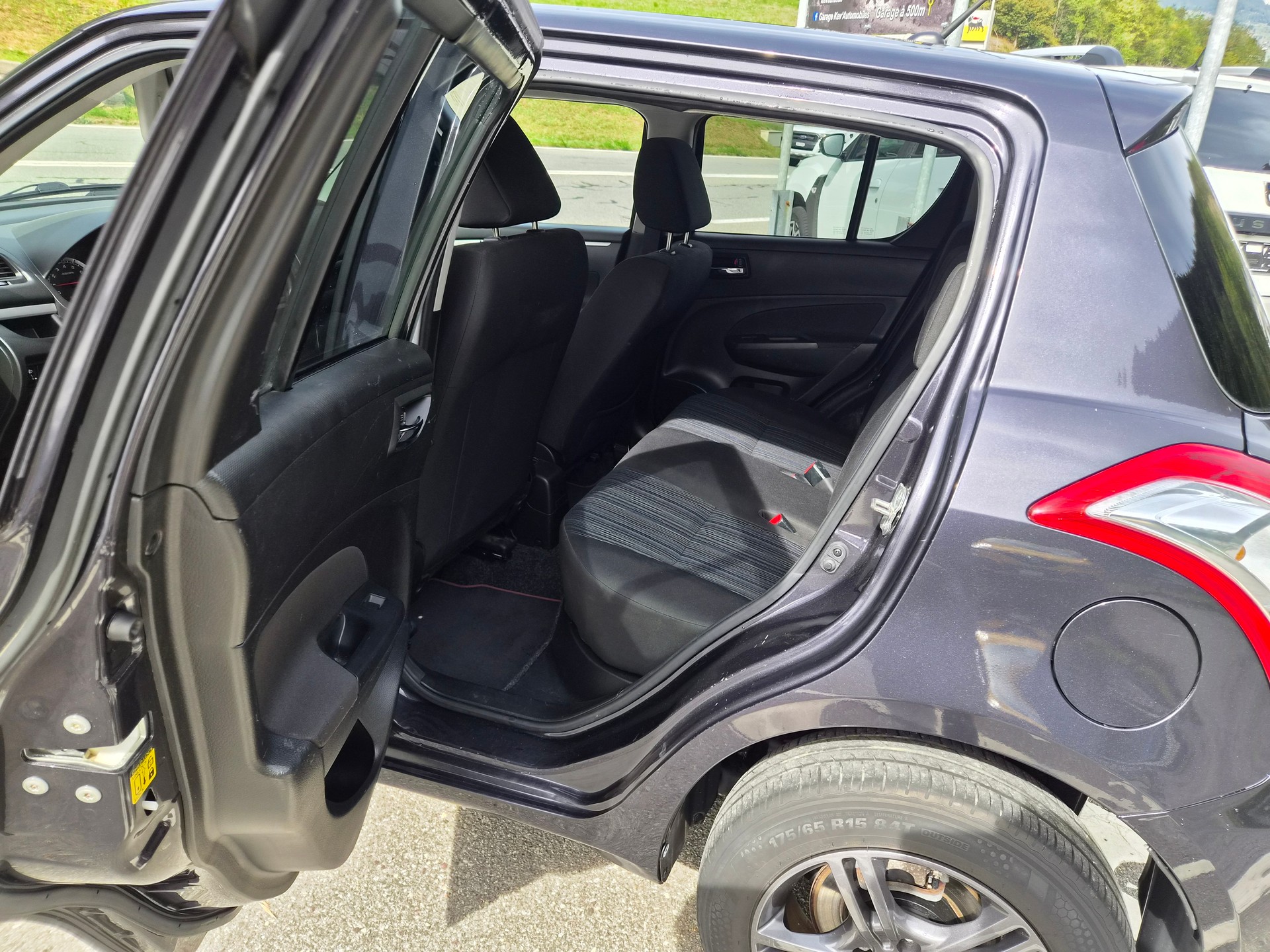 SUZUKI Swift 1.2i 16V PizSulai 4x4-image-12