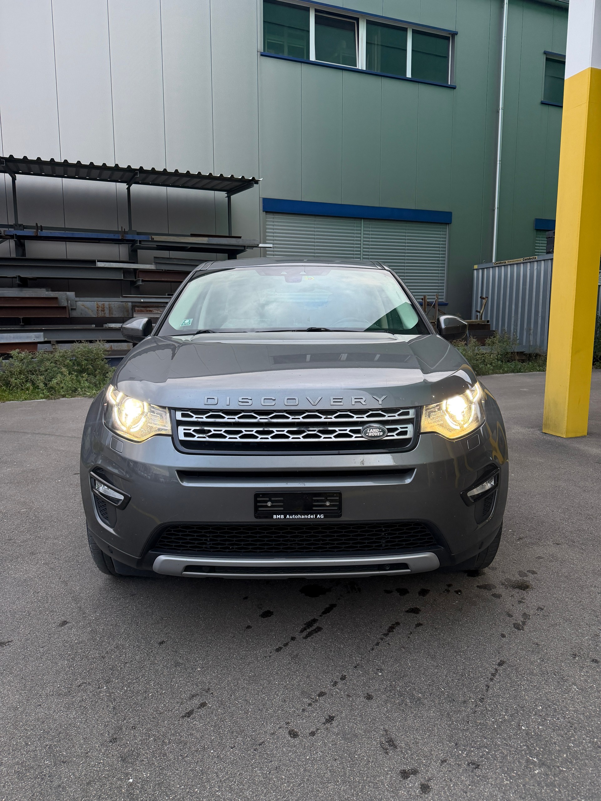 LAND ROVER Discovery Sport 2.0 TD4 HSE AT9-image-1