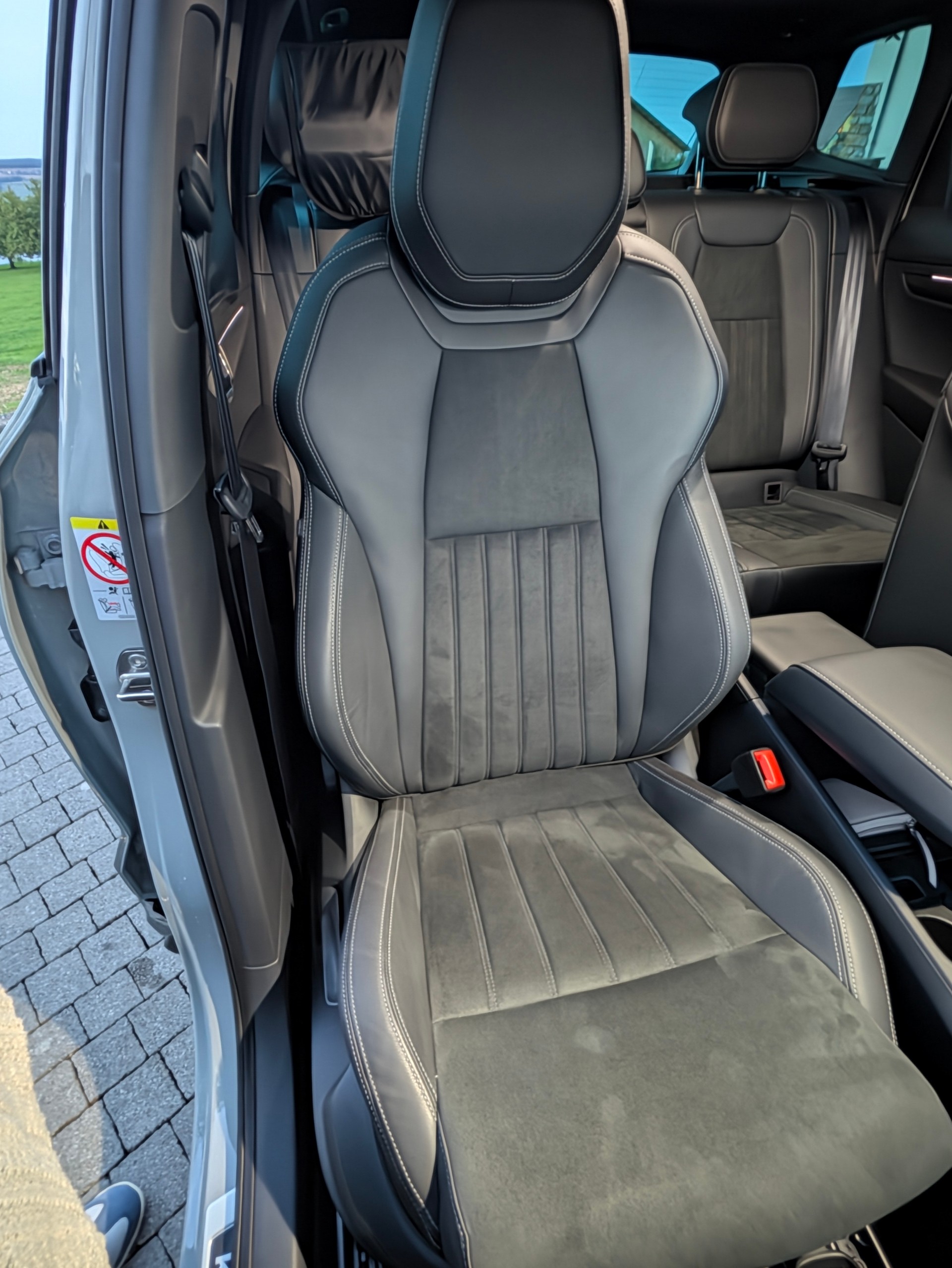 SKODA 2.0 TSI SportLine 4x4 DSG-image-6