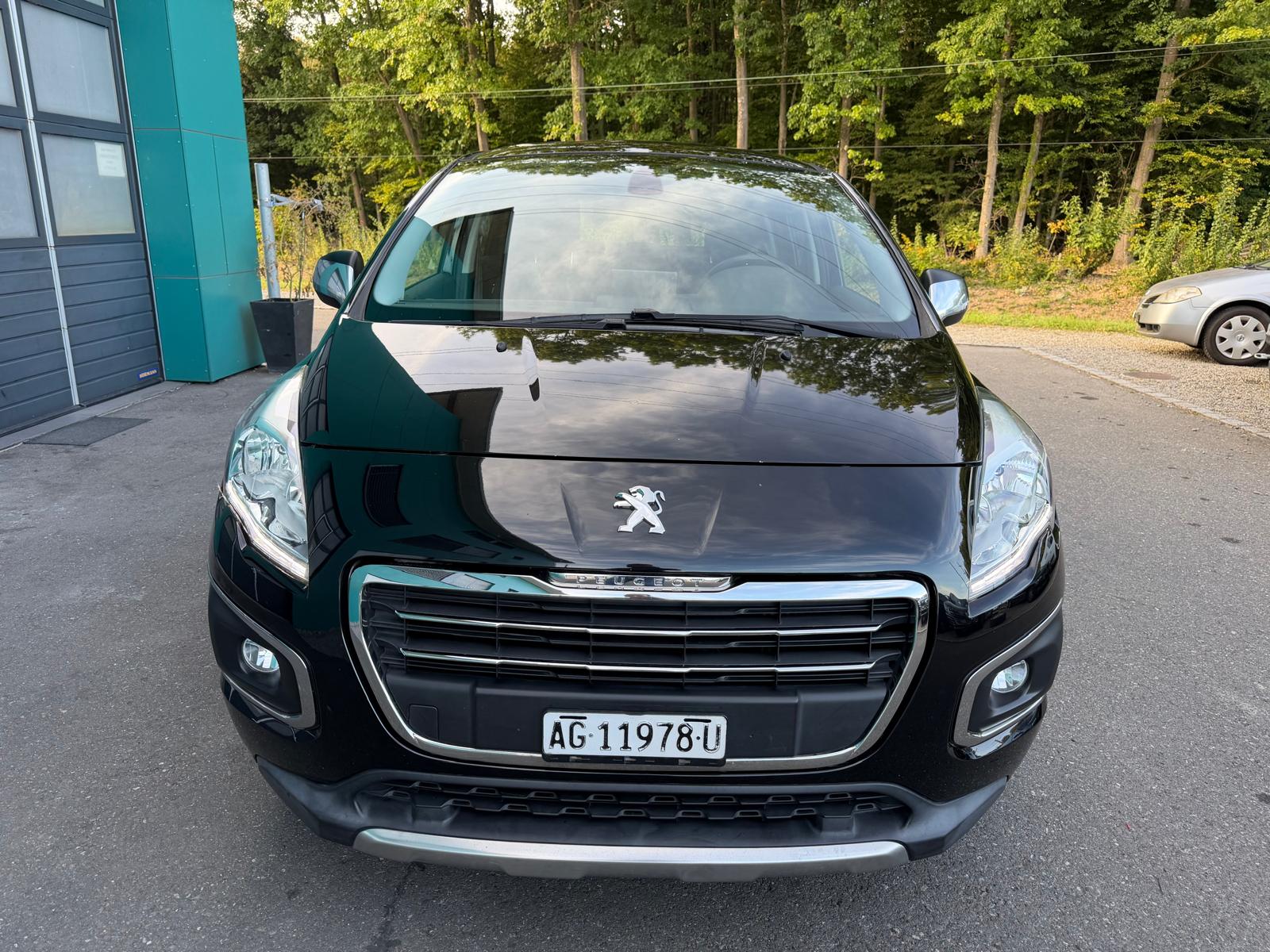PEUGEOT 3008 2.0 HDI Style Tiptronic-image-1
