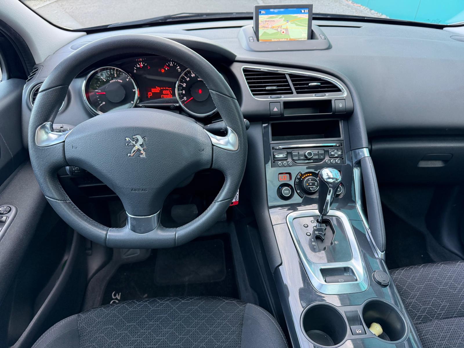 PEUGEOT 3008 2.0 HDI Style Tiptronic-image-8