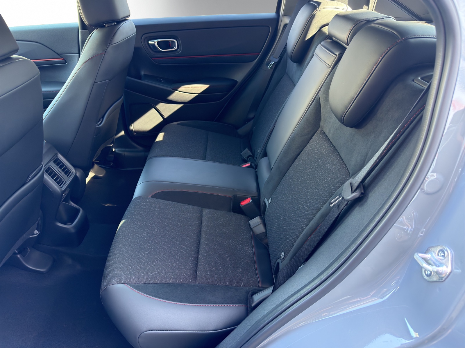 HONDA HR-V 1.5 i-MMD Advance Sport-image-12