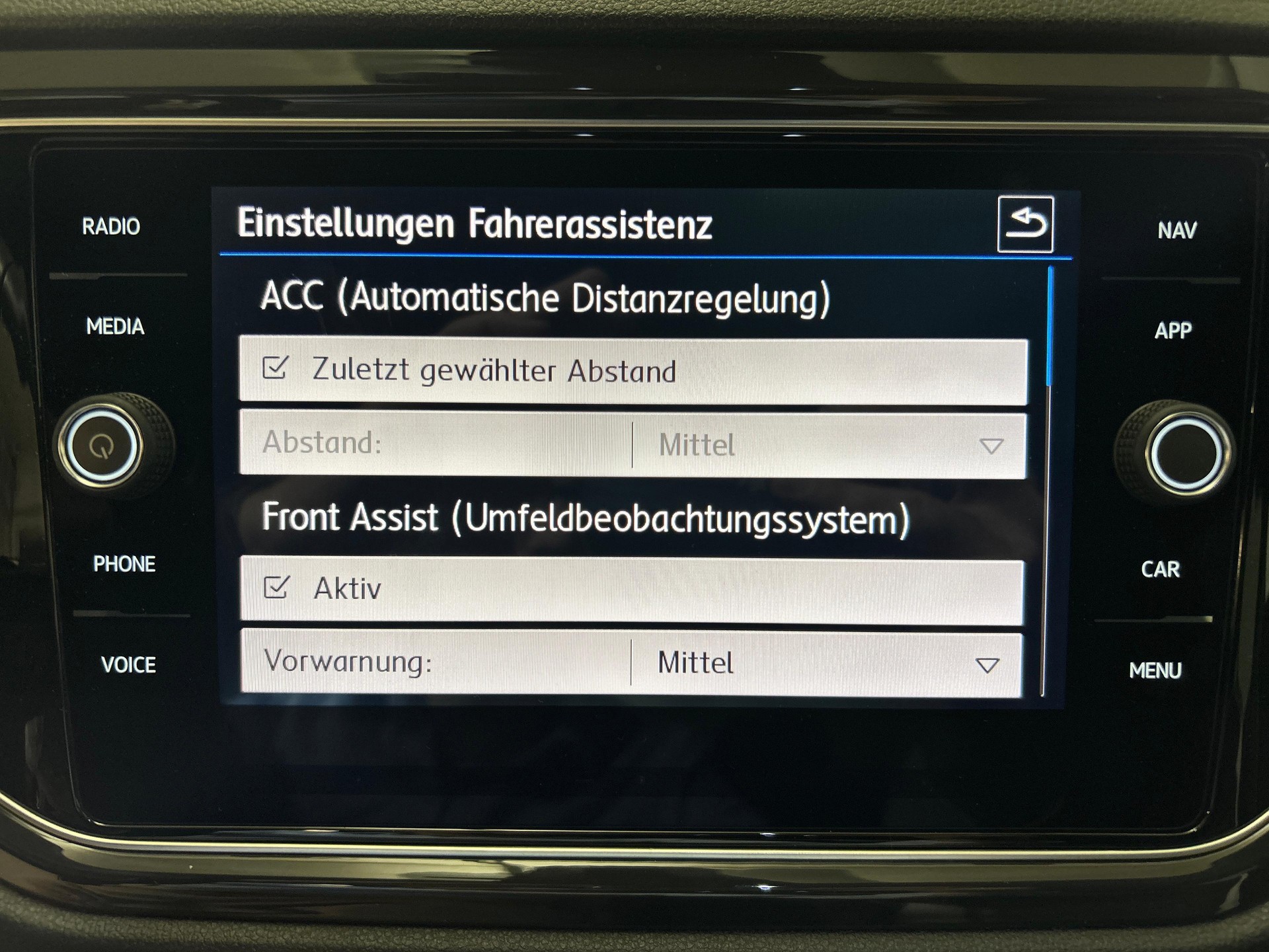 VW T-Roc 2.0 TSI Sport DSG 4motion-image-16