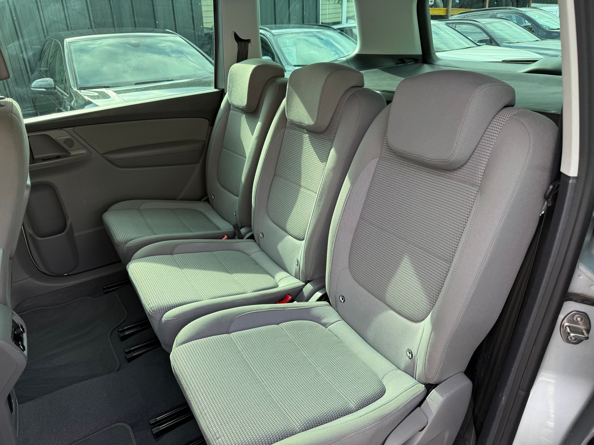 VW Sharan 1.4 TSI BlMT Comfortline DSG-image-7