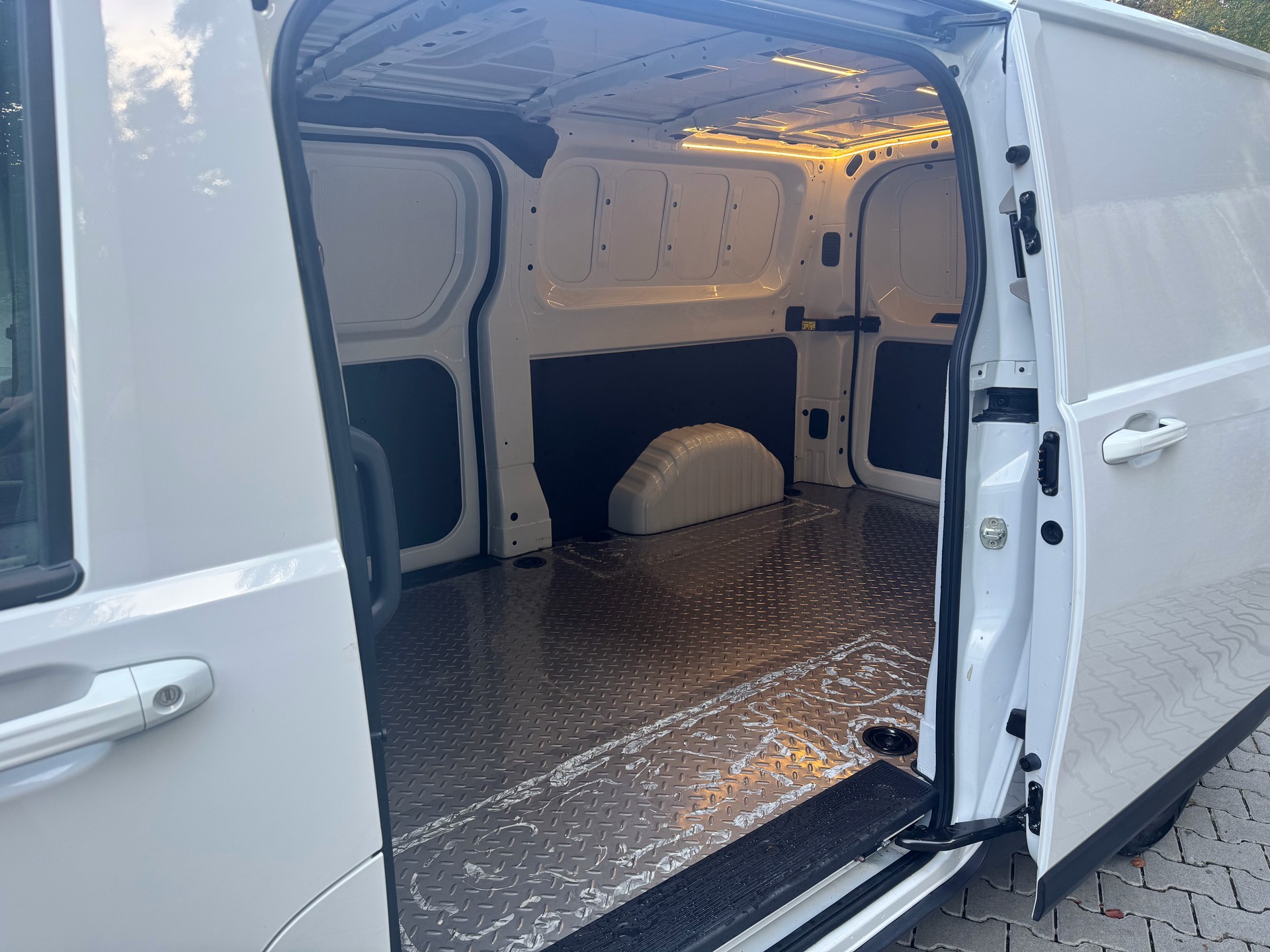 MAXUS Deliver 7 2.0D L2-image-11