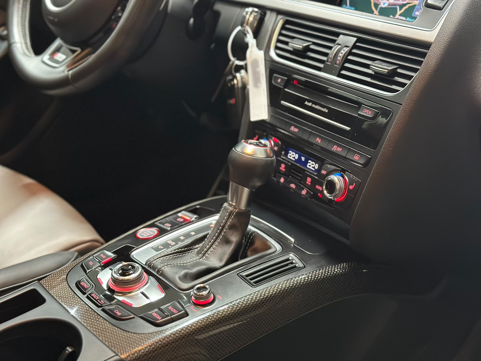 AUDI S4 Limousine 3.0 TFSI quattro S-tronic-image-13