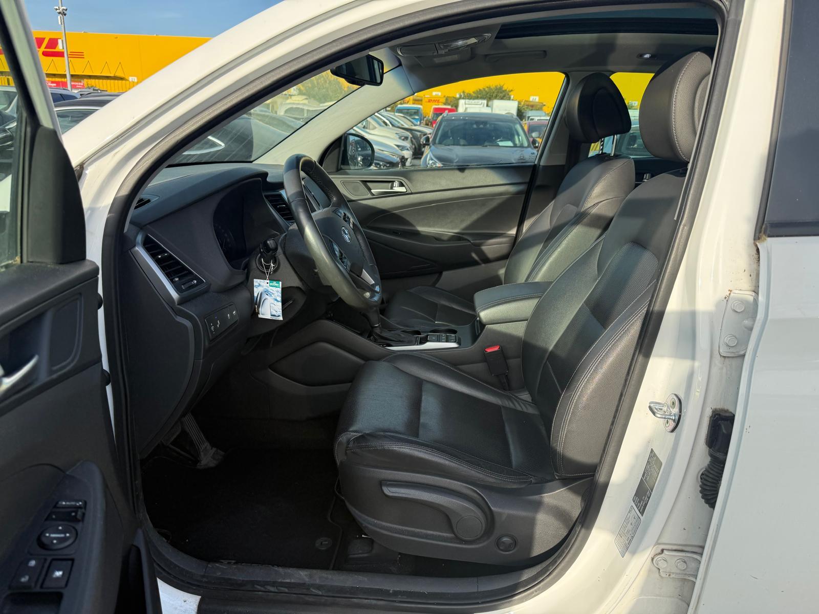 HYUNDAI Tucson 2.0 CRDi 185 Vertex 4WD-image-6