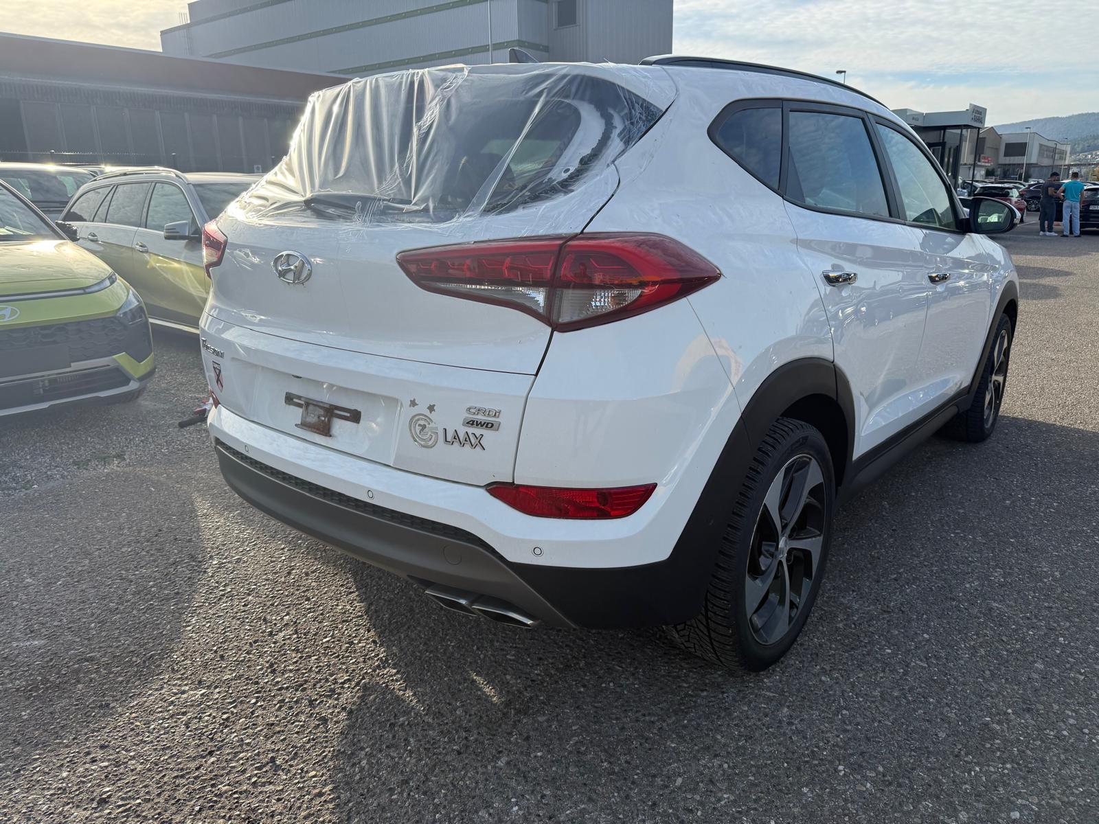 HYUNDAI Tucson 2.0 CRDi 185 Vertex 4WD-image-3