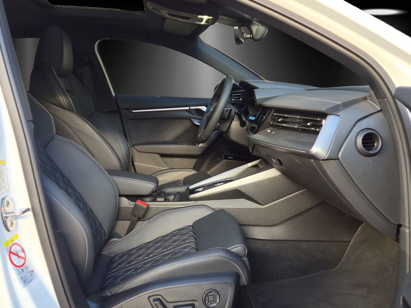 AUDI A3 Sportback 35 TFSI S line Attraction S-tronic-image-8