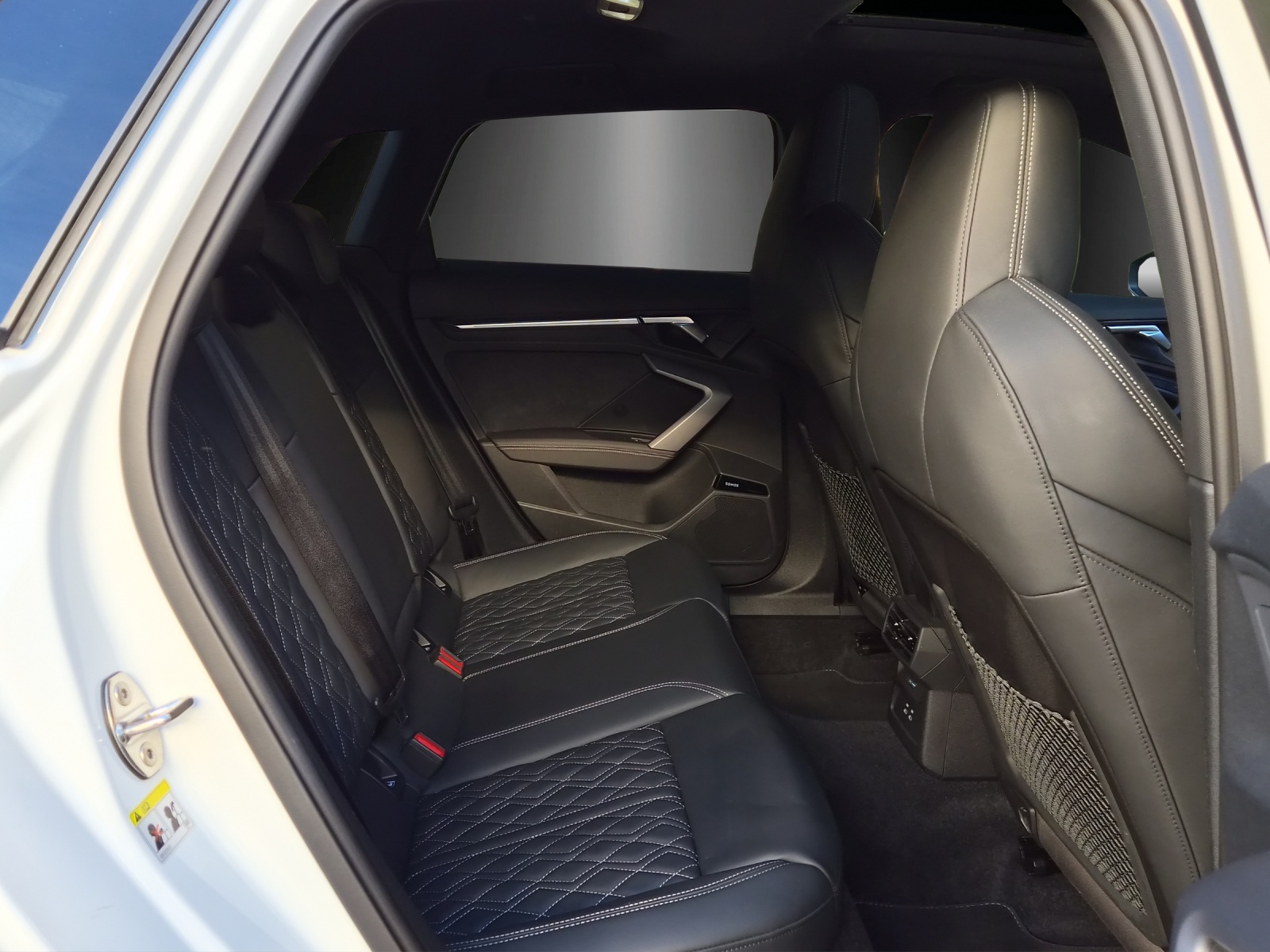 AUDI A3 Sportback 35 TFSI S line Attraction S-tronic-image-7