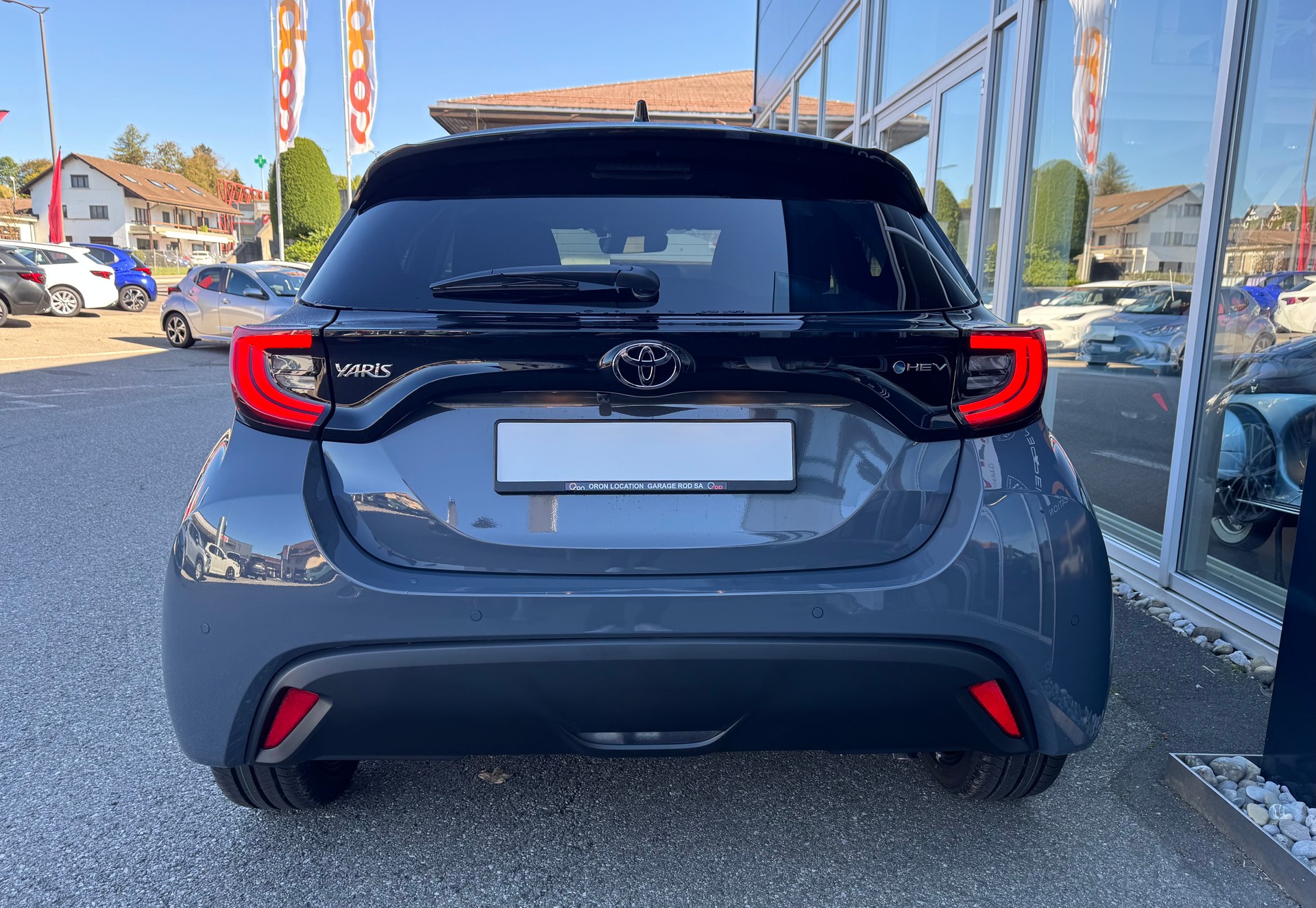 TOYOTA Yaris 1.5 Trend e-CVT-image-7