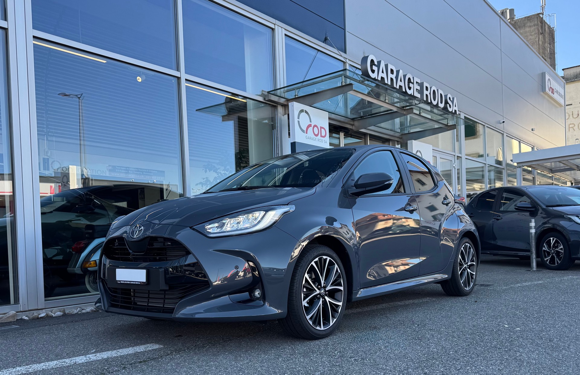 TOYOTA Yaris 1.5 Trend e-CVT-image-25