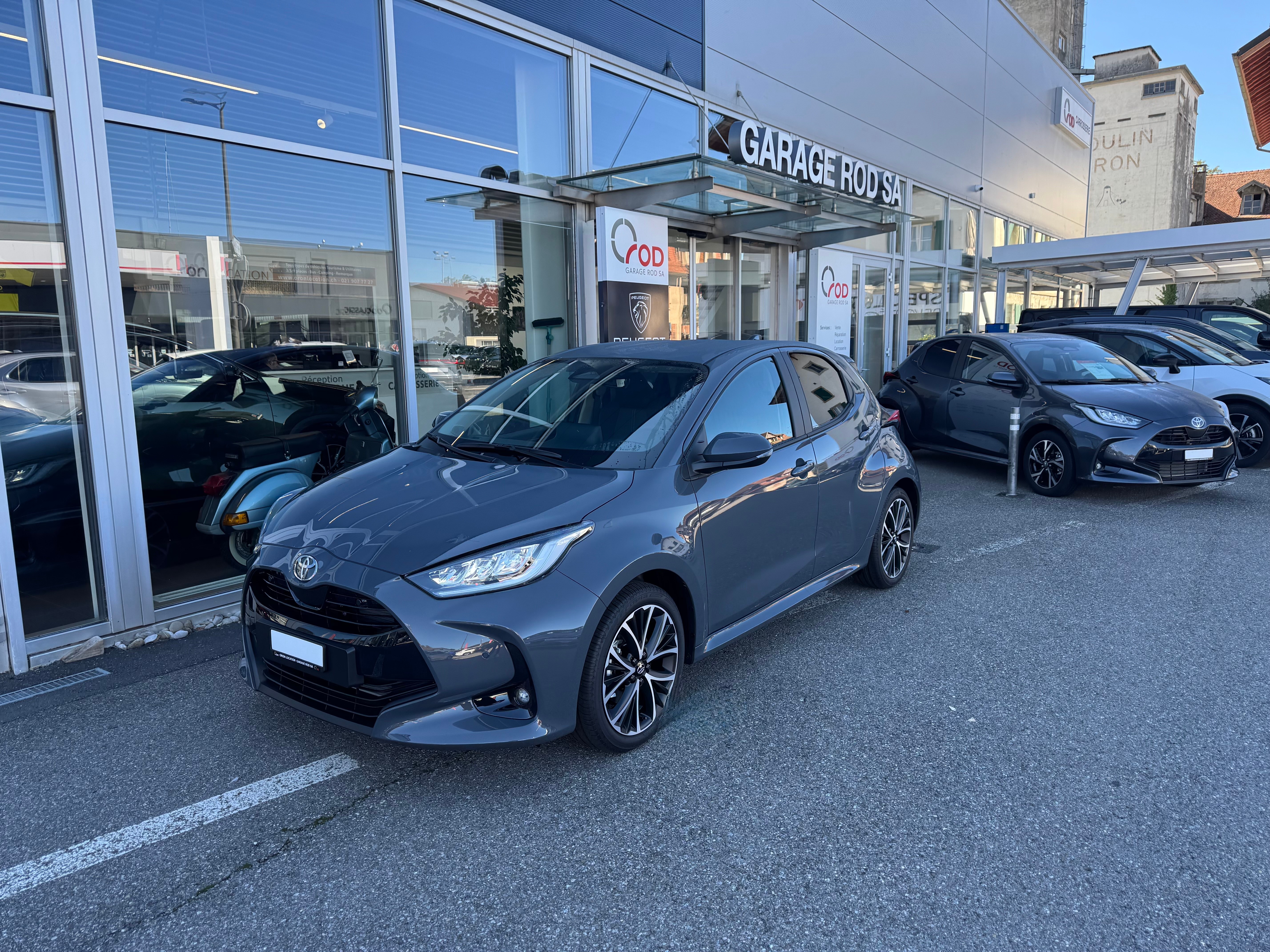 Car photo