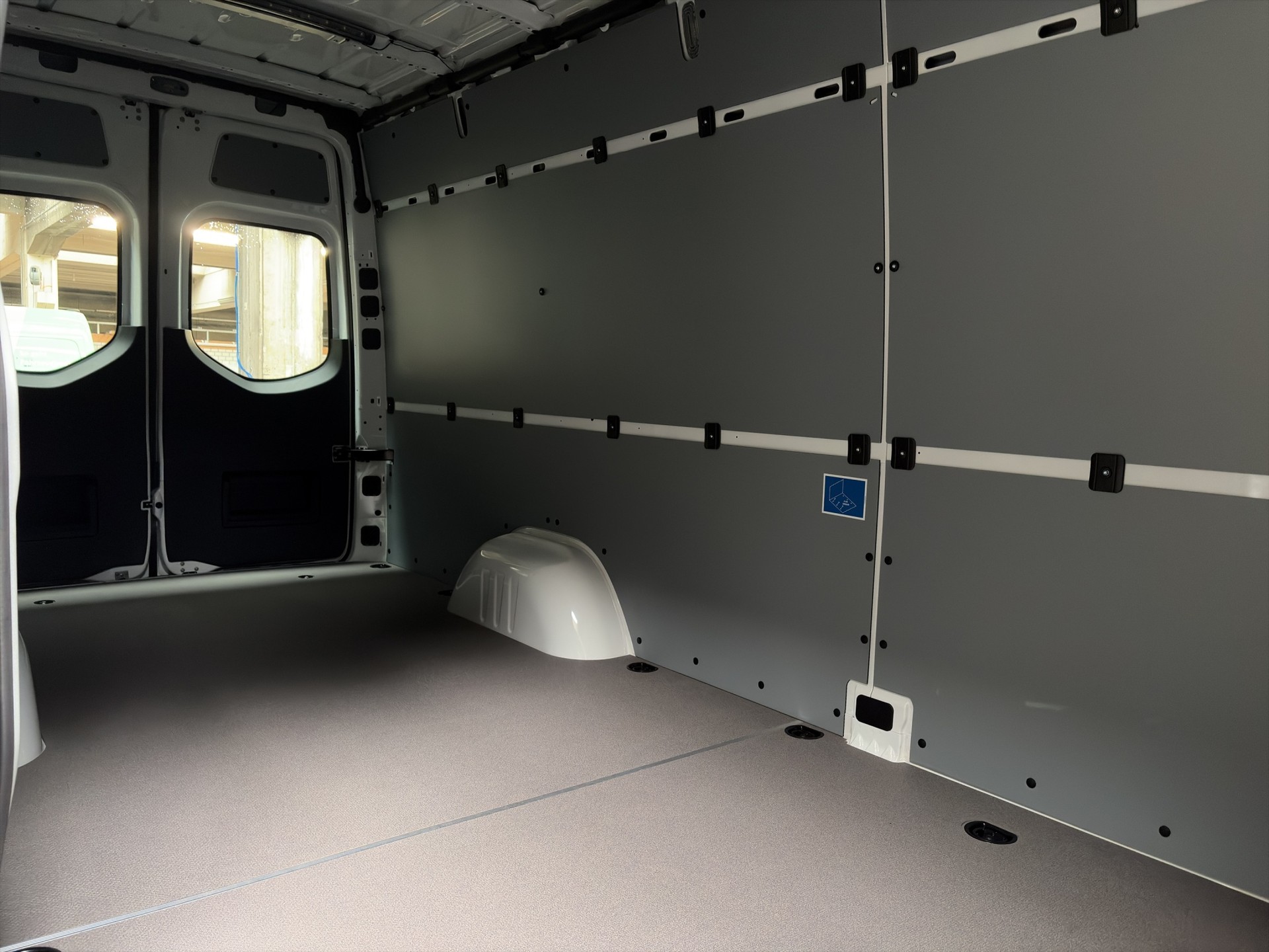 MERCEDES-BENZ Sprinter 317 CDI PRO KA 4325mm L-image-10