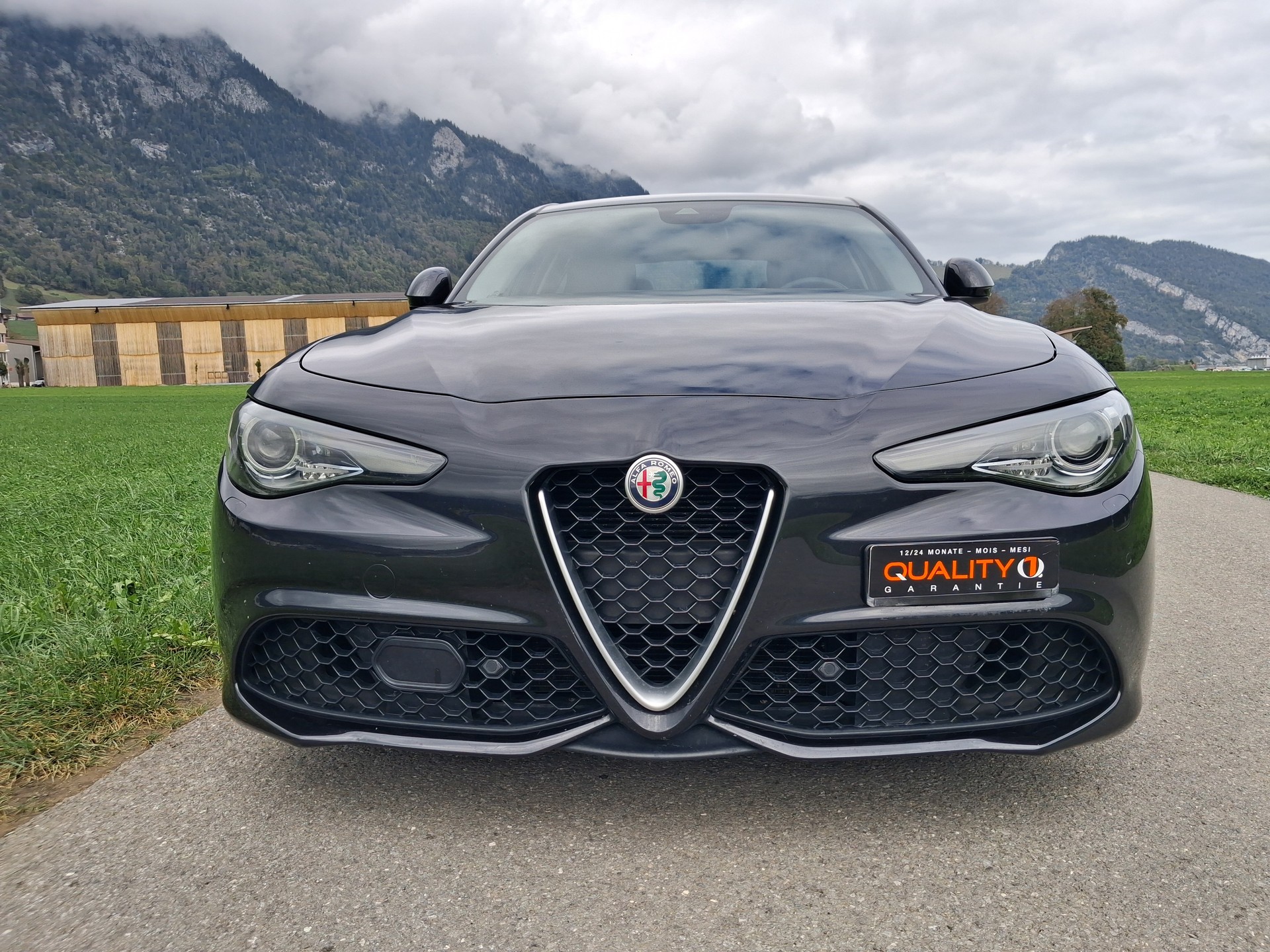 ALFA ROMEO Giulia 2.2 JTDM Veloce Q4 Automatic-image-5