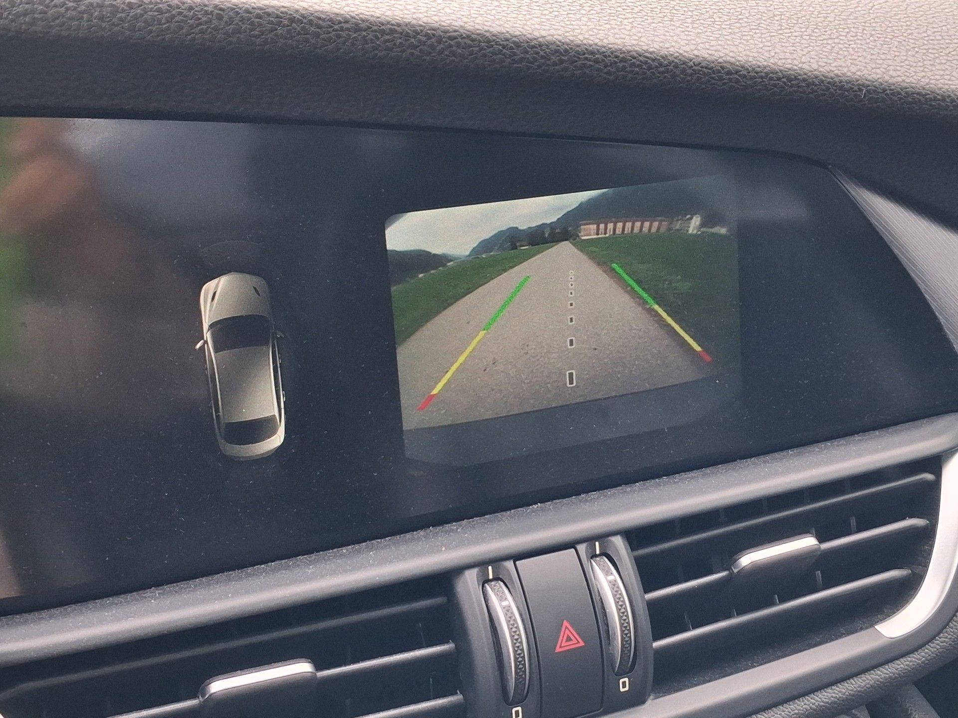 ALFA ROMEO Giulia 2.2 JTDM Veloce Q4 Automatic-image-11