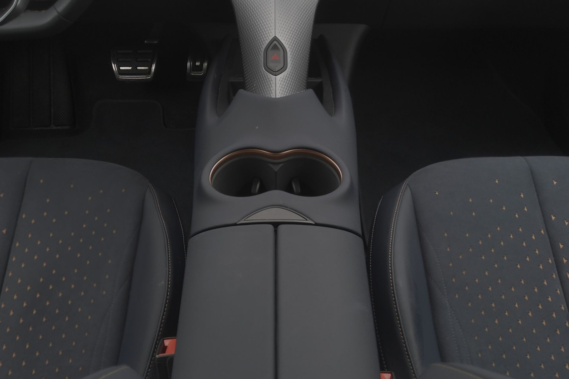 CUPRA Tavascan Type 9 77 kWh Adrenaline-image-8