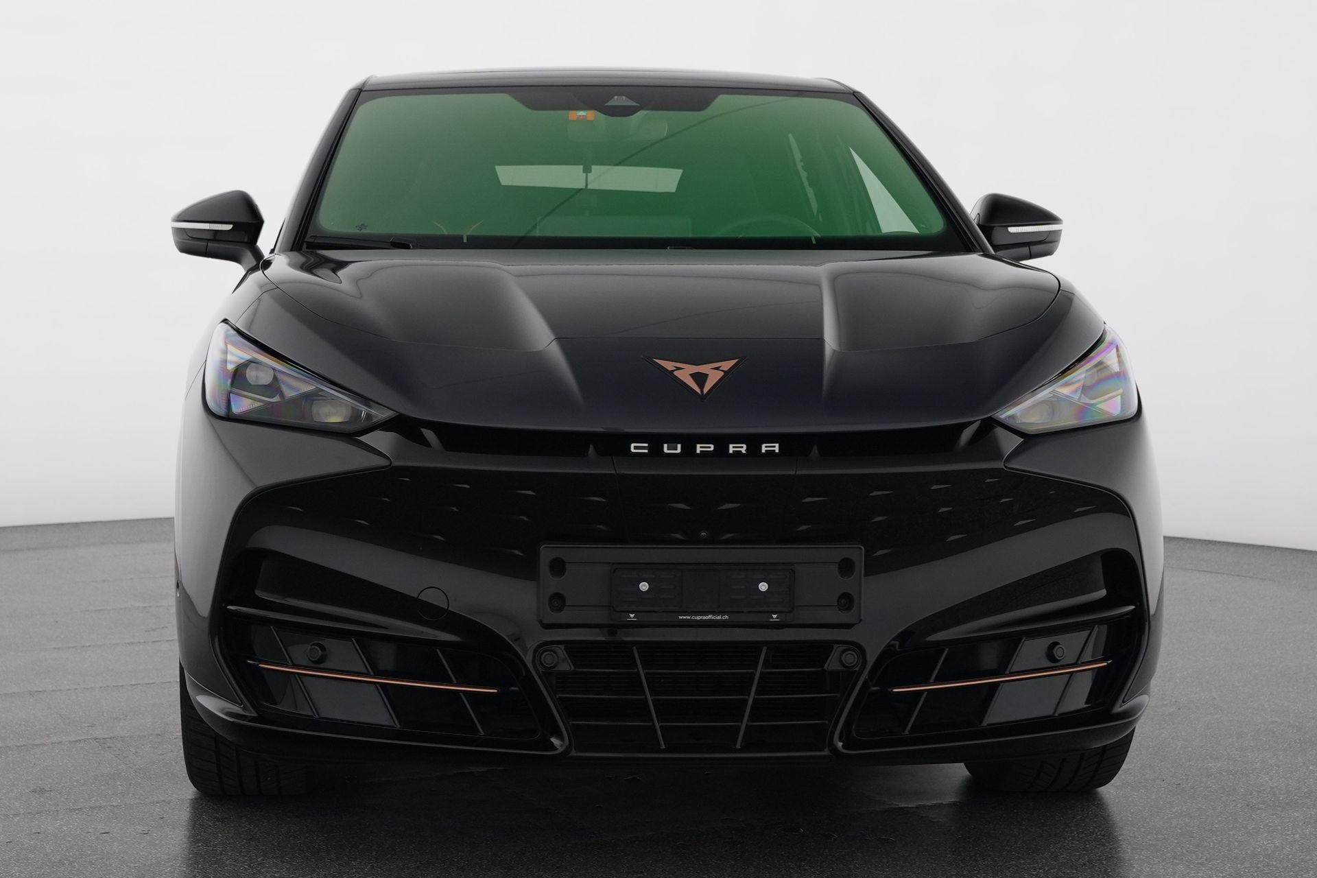 CUPRA Tavascan Type 9 77 kWh Adrenaline-image-1