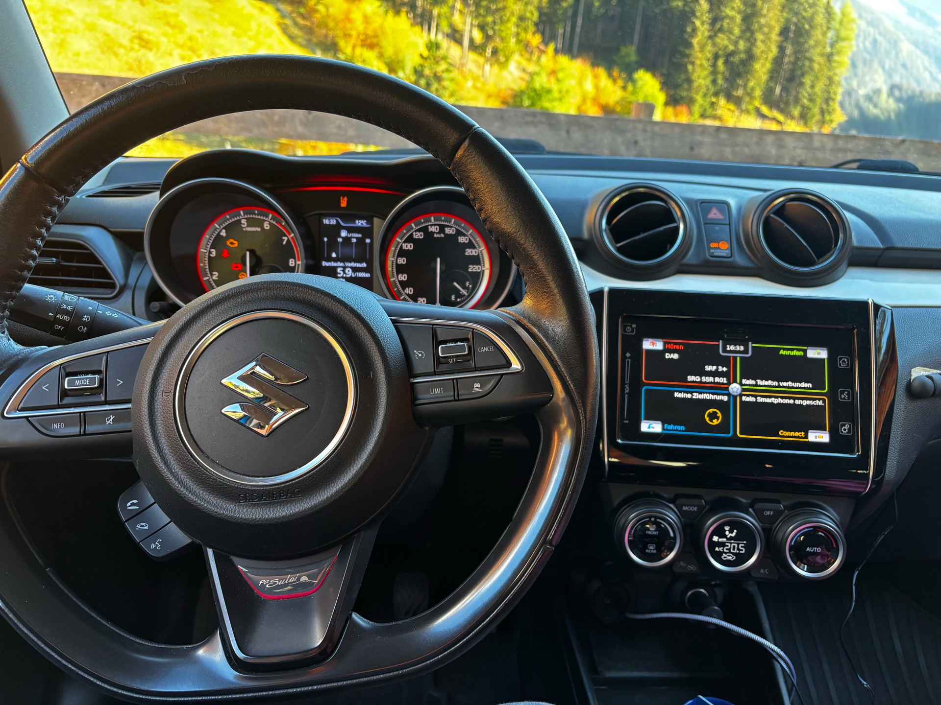 SUZUKI 1.2 Piz Sulai Top Hybrid 4x4-image-1