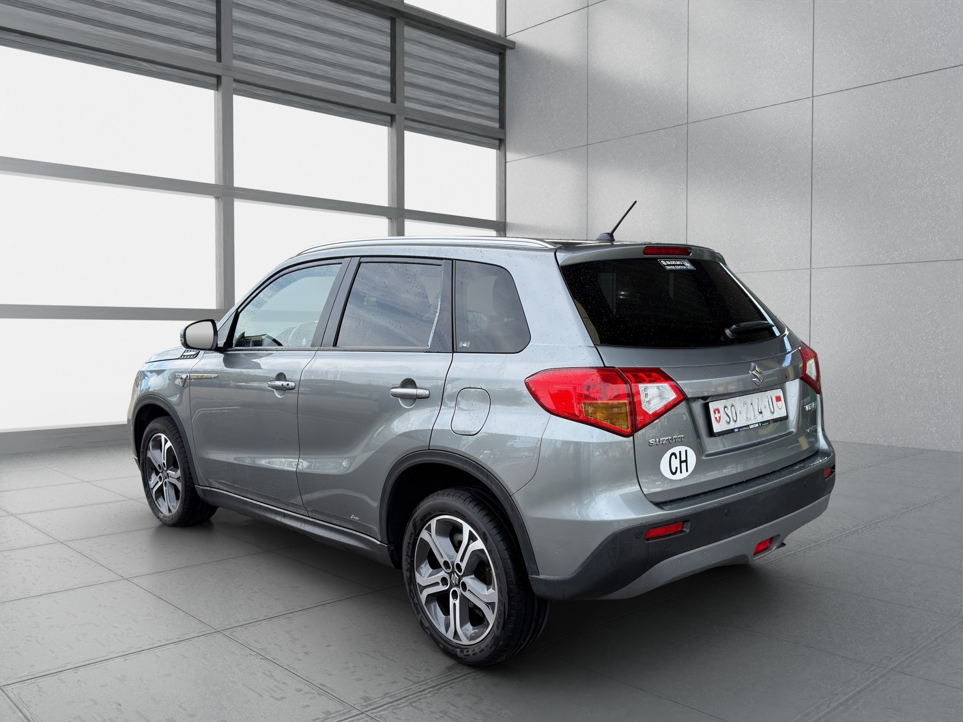 SUZUKI Vitara 1.6 S.Cellano Top Automatic-image-4