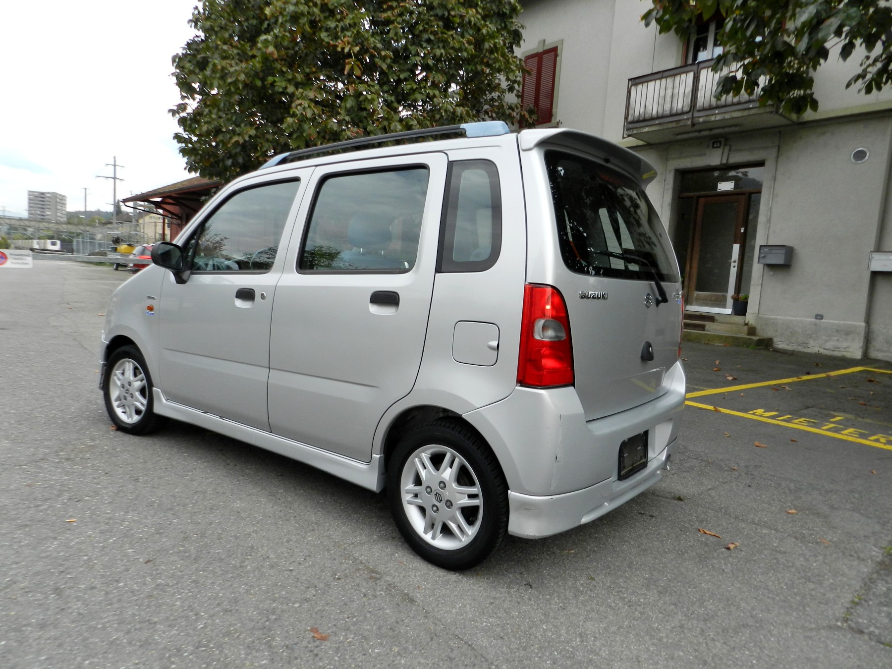 SUZUKI Wagon R+ 1.3 (Special) Limited Edition-image-9