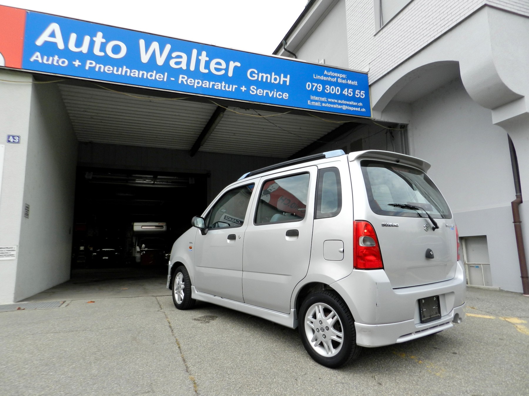 SUZUKI Wagon R+ 1.3 (Special) Limited Edition-image-12