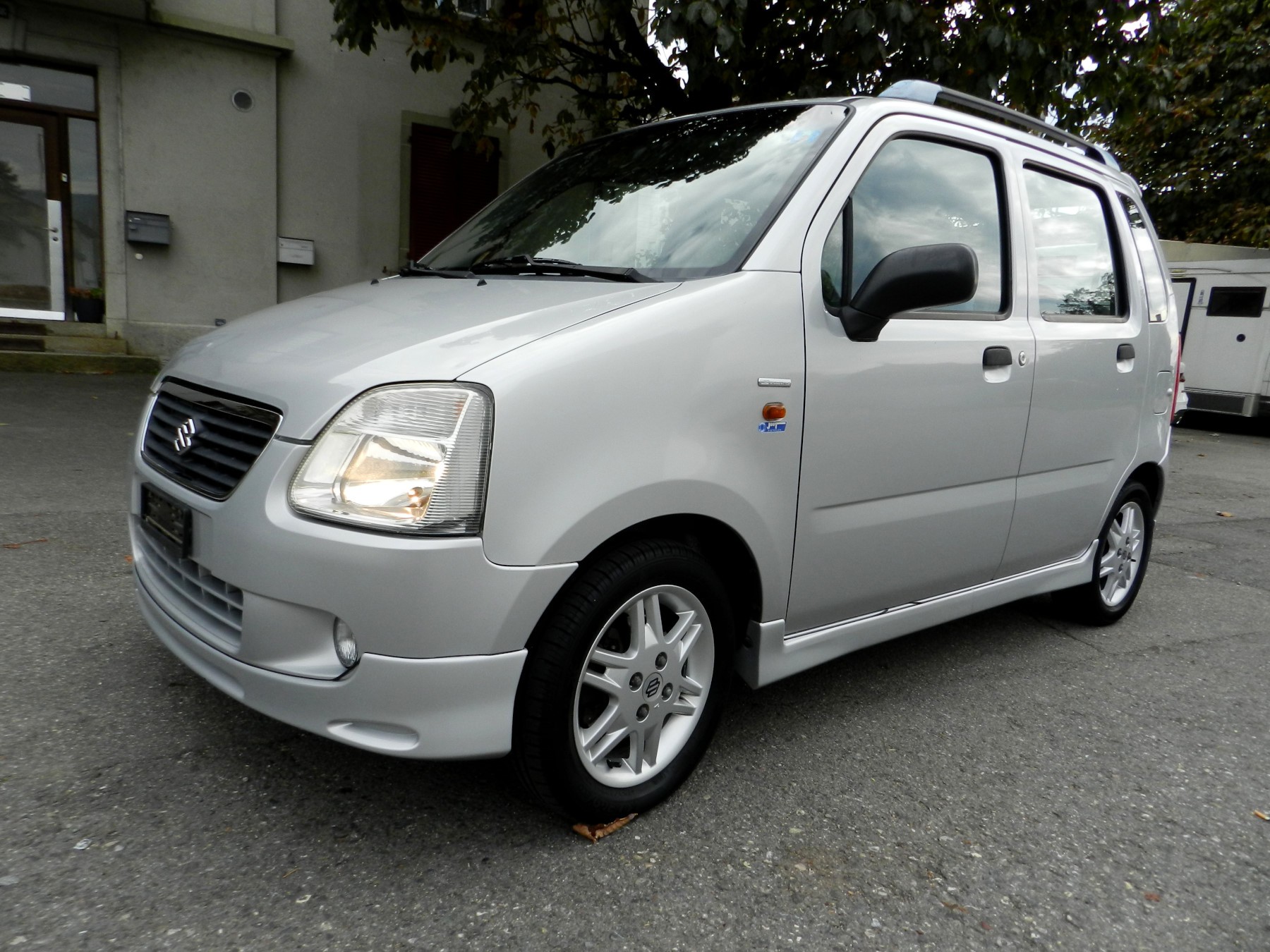 SUZUKI Wagon R+ 1.3 (Special) Limited Edition-image-4