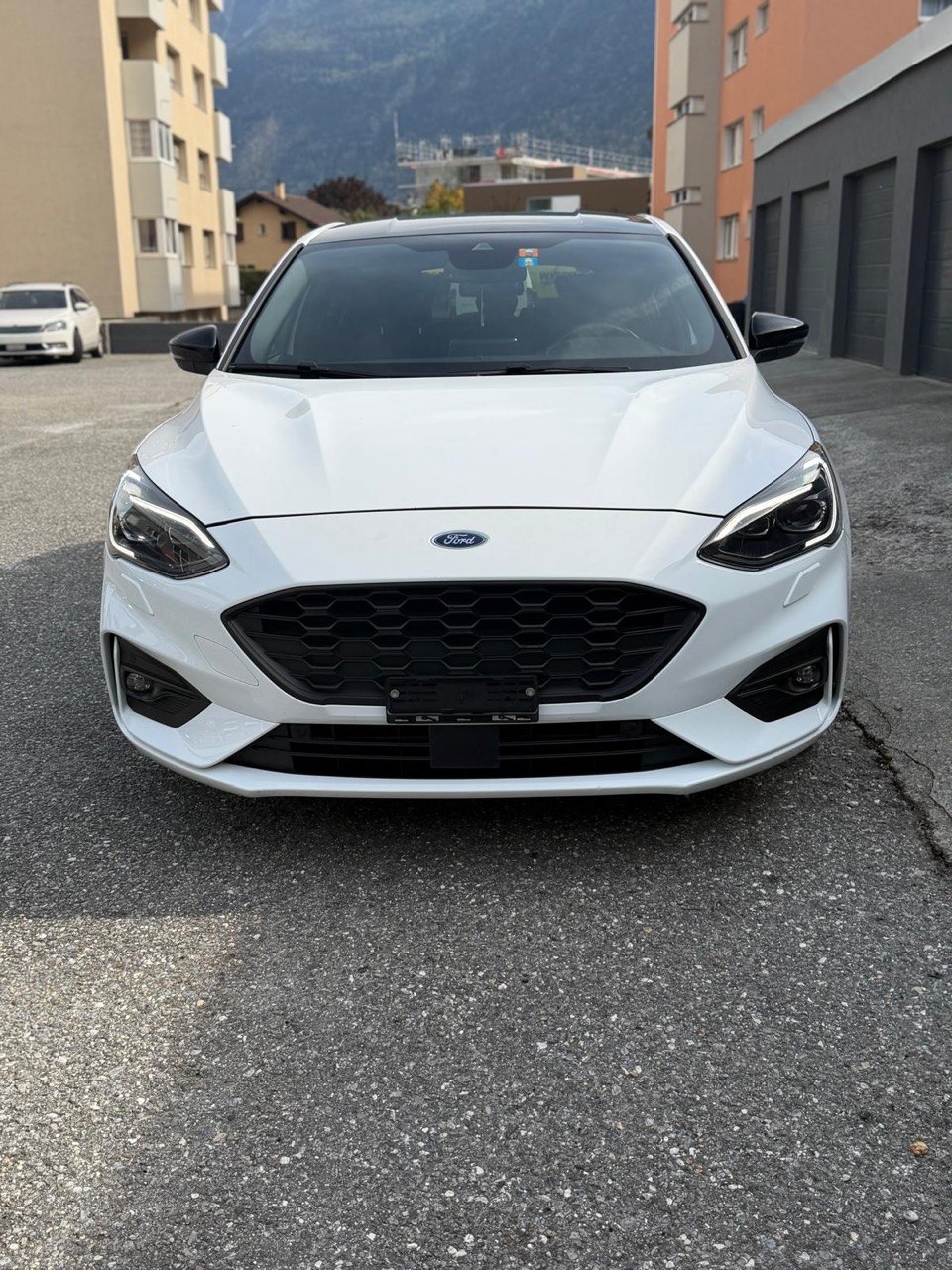 Car photo