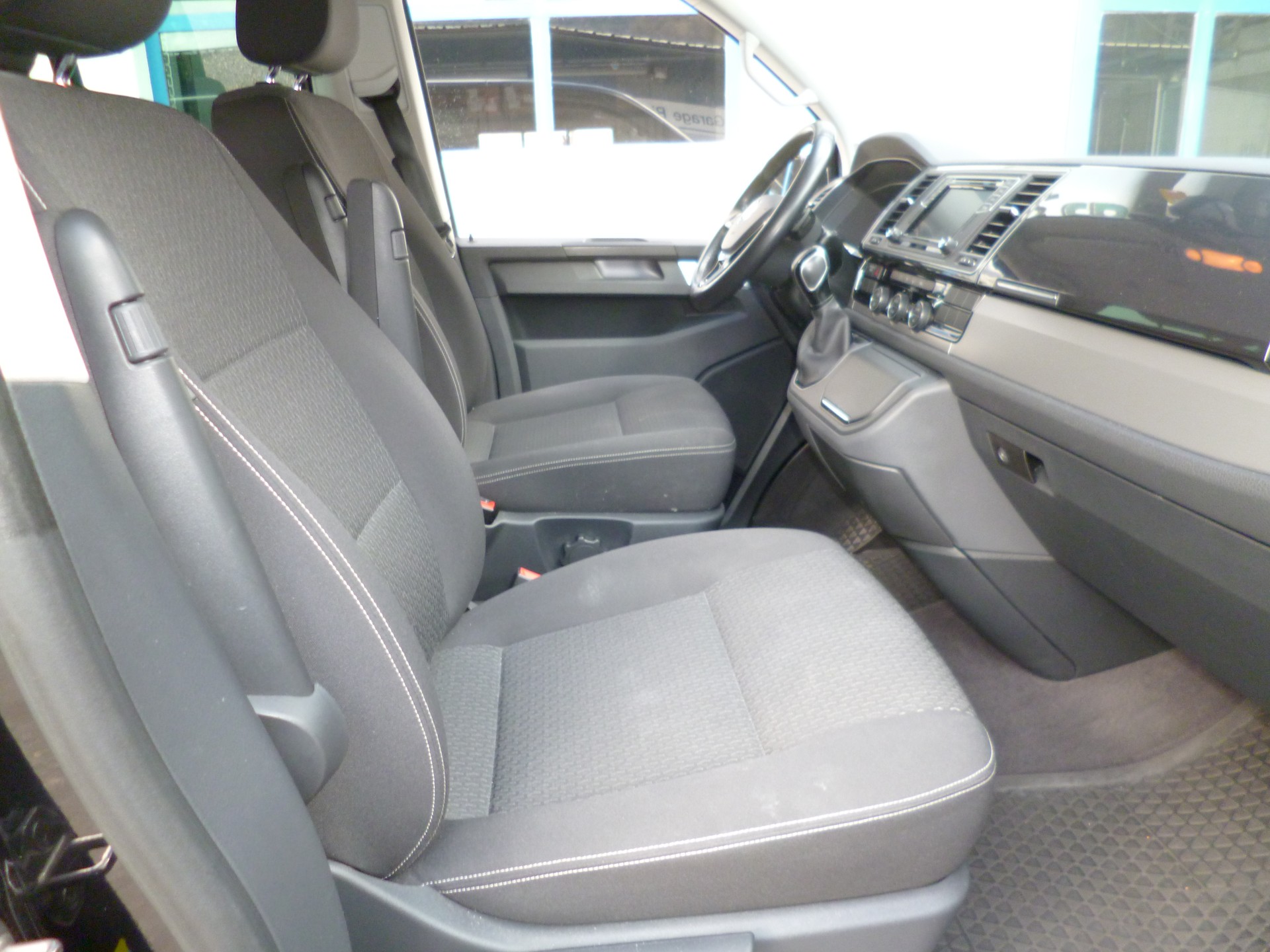 VW Multivan 2.0 Liberty DSG-image-6