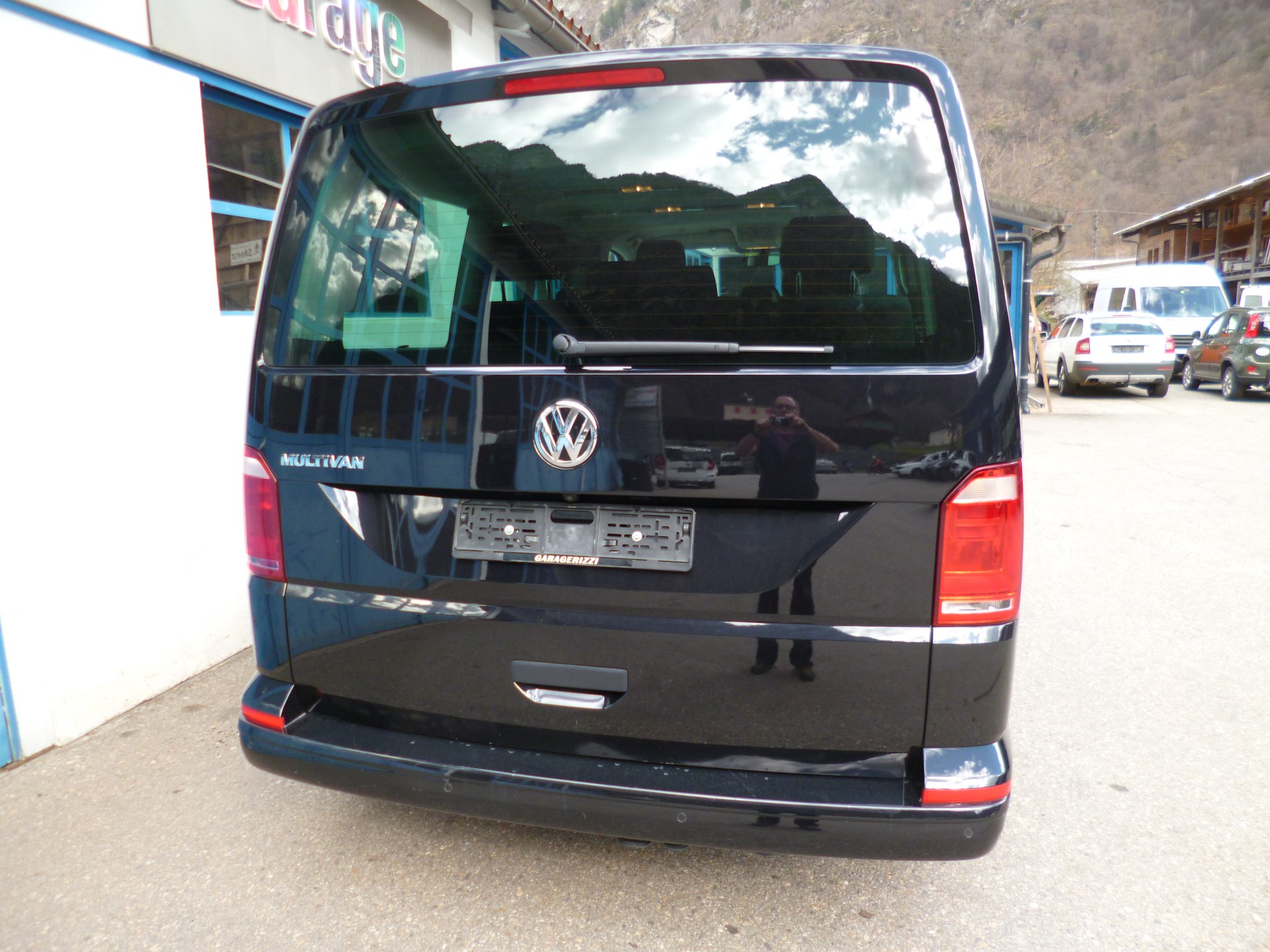 VW Multivan 2.0 Liberty DSG-image-3